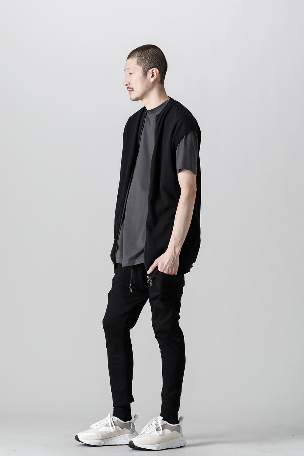 Knit Jersey Vest Black