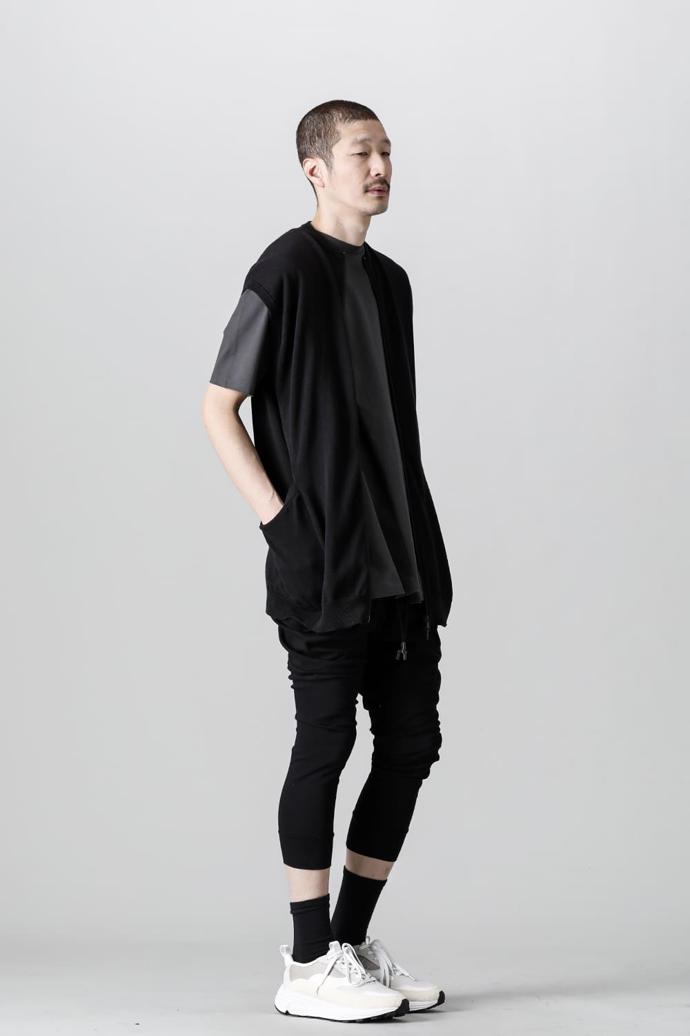Knit Jersey Vest Black