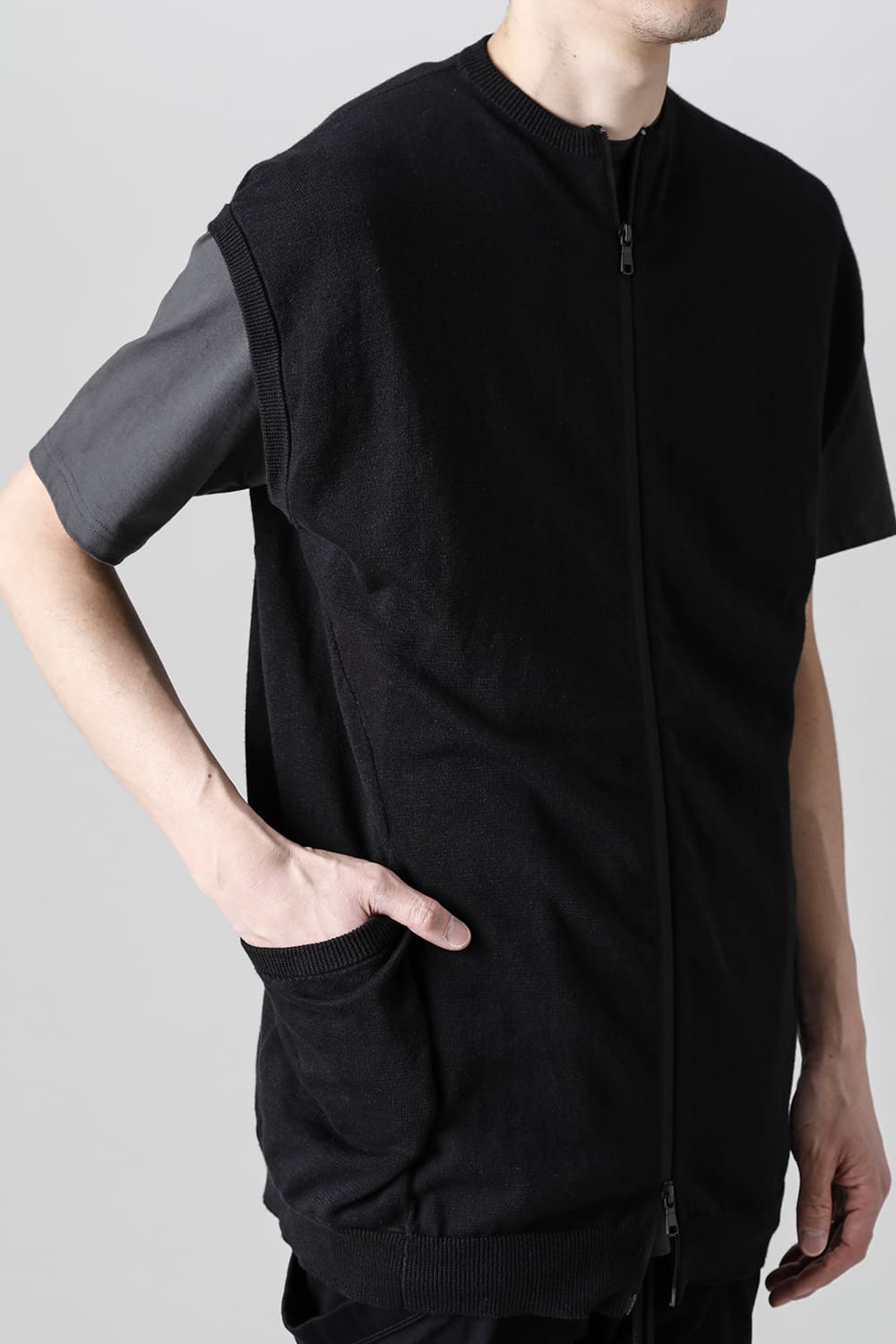 Knit Jersey Vest Black