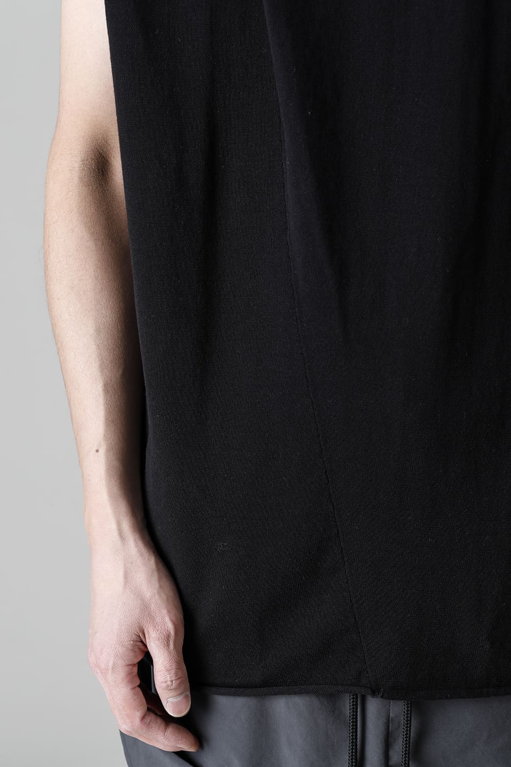 Cross Knit Jersey Black