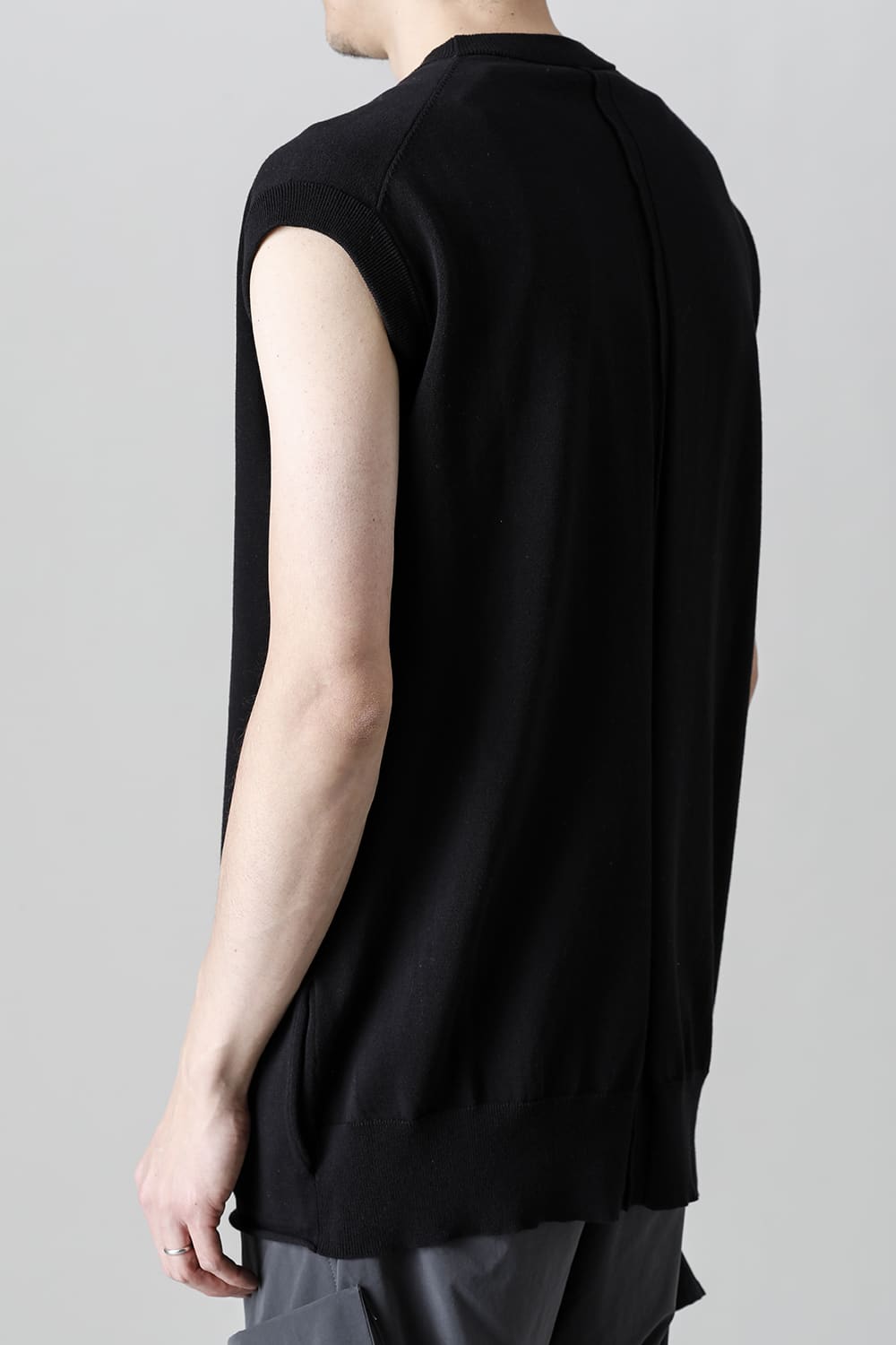 Cross Knit Jersey Black