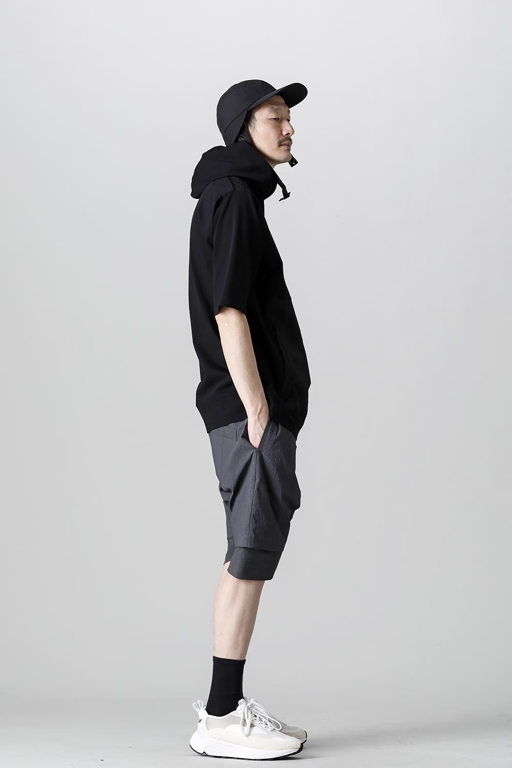 Pullover Hoodie Black