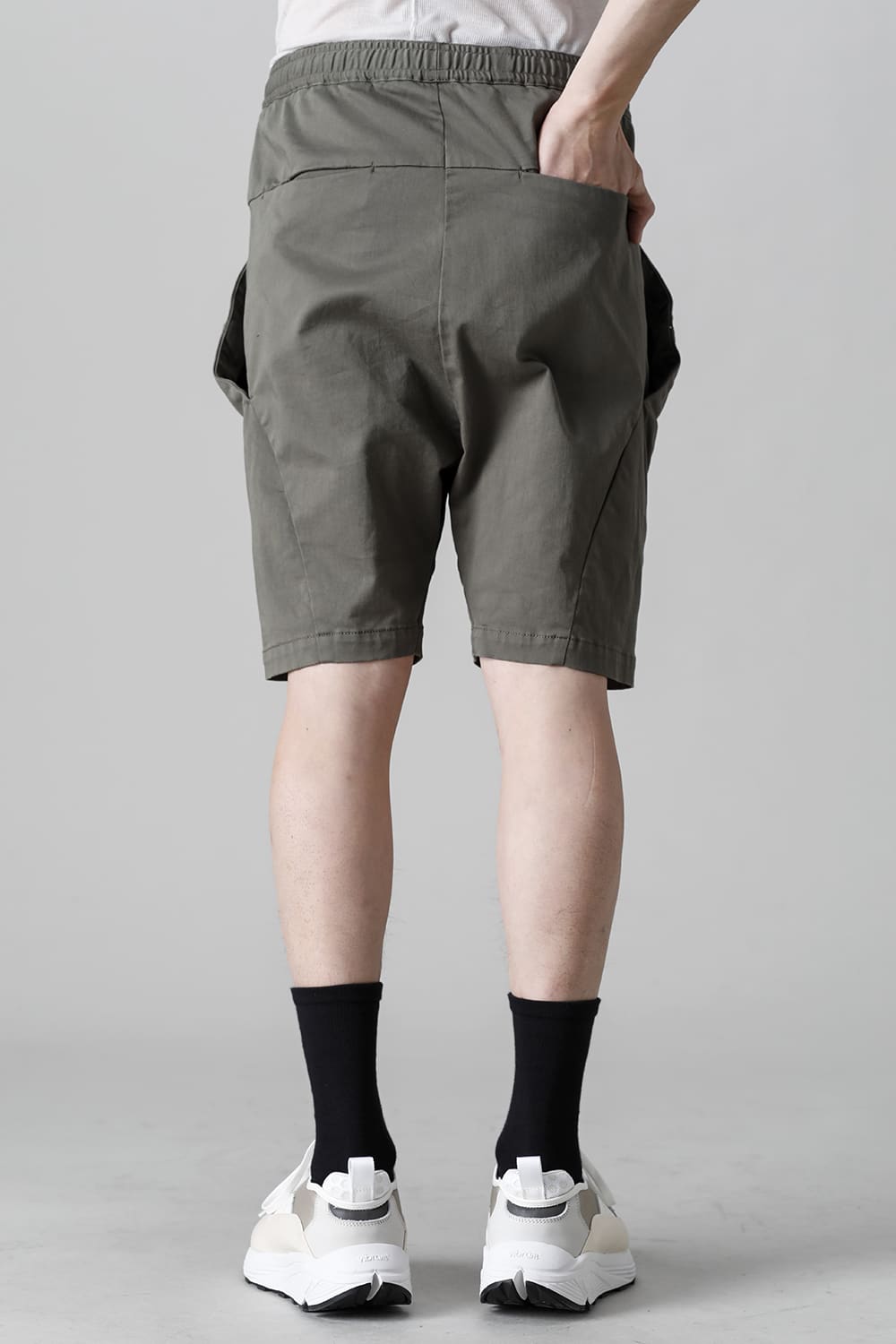Revolution Solid Shorts Army Khaki
