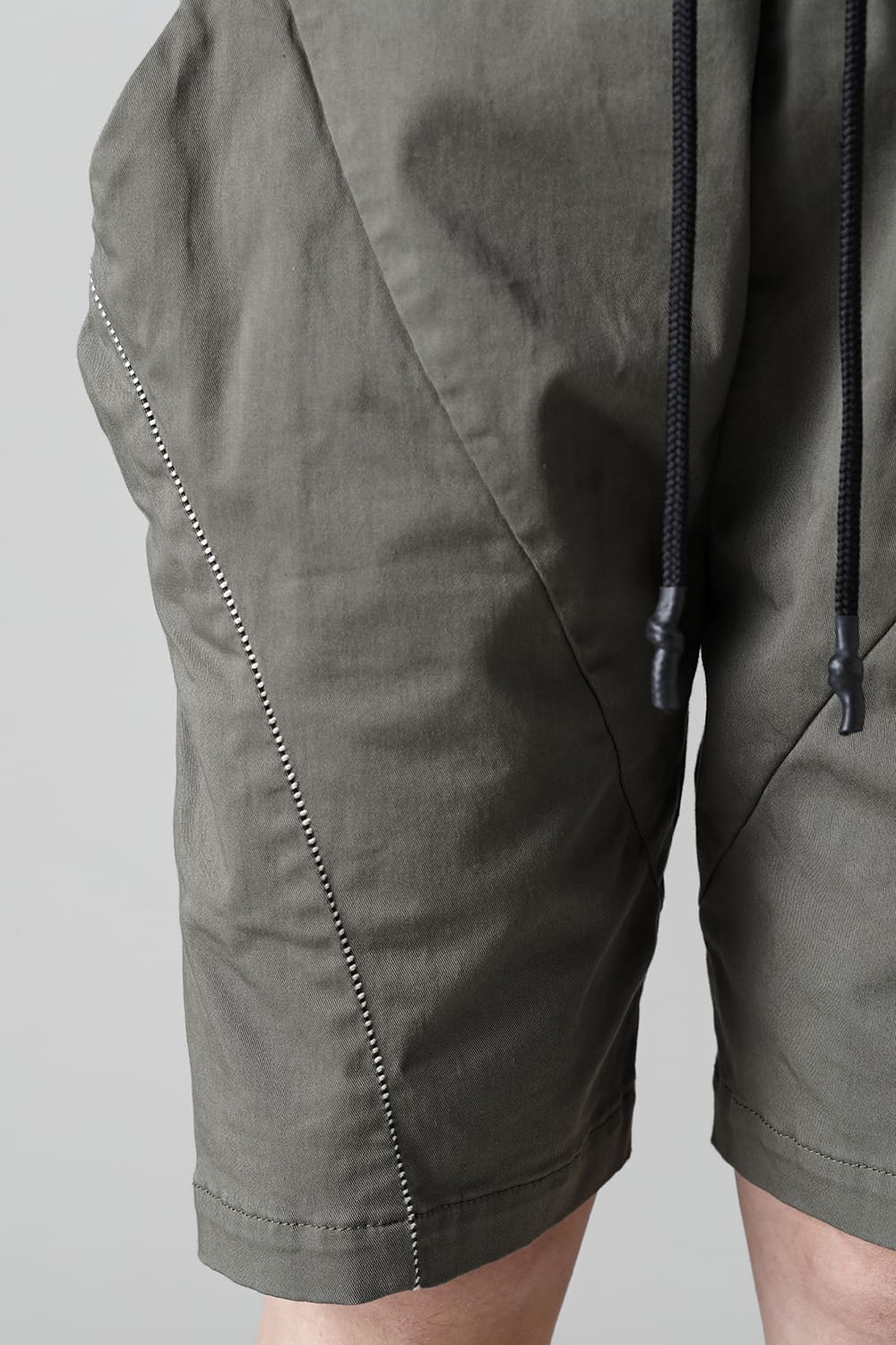 Revolution Solid Shorts Army Khaki