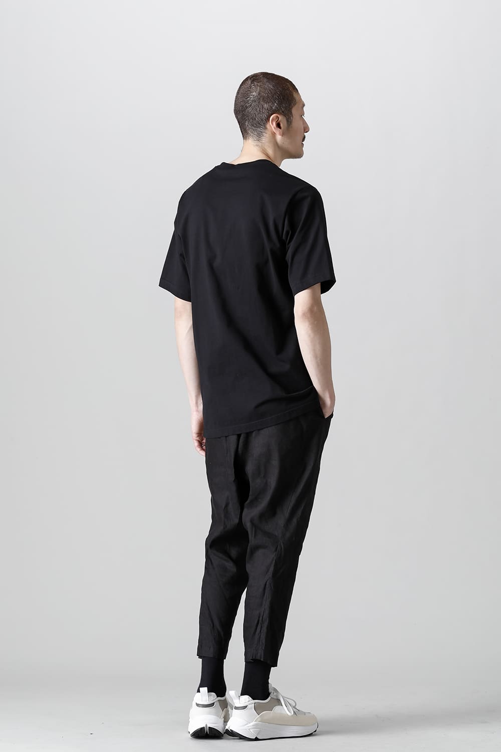 Side Pocket T Black