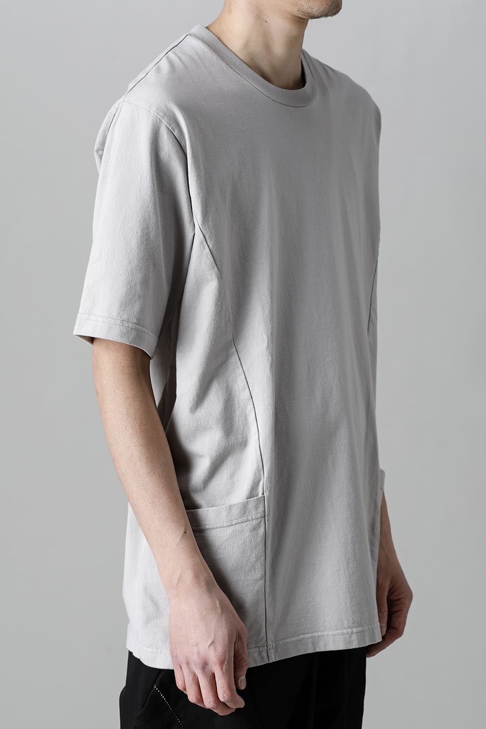 Side Pocket T Sand Beige