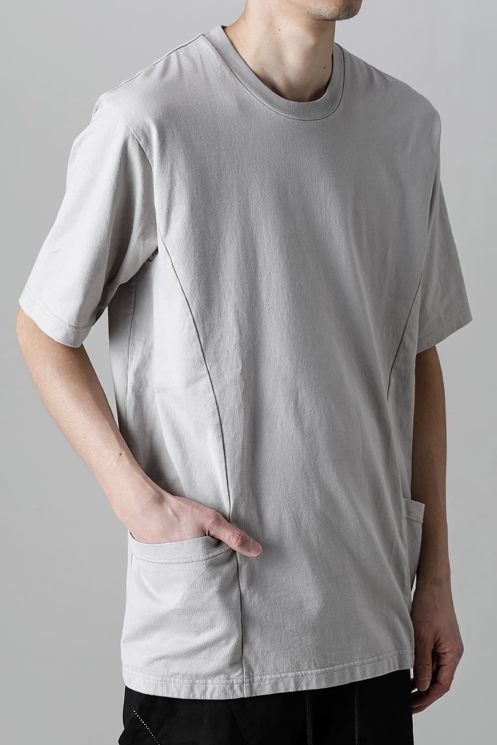 Side Pocket T Sand Beige