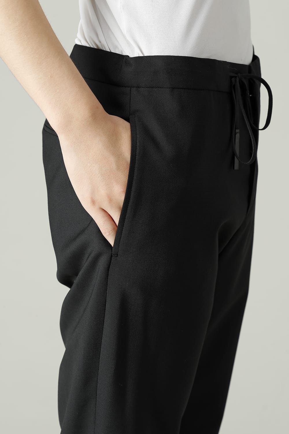 ドローストリング パンツ