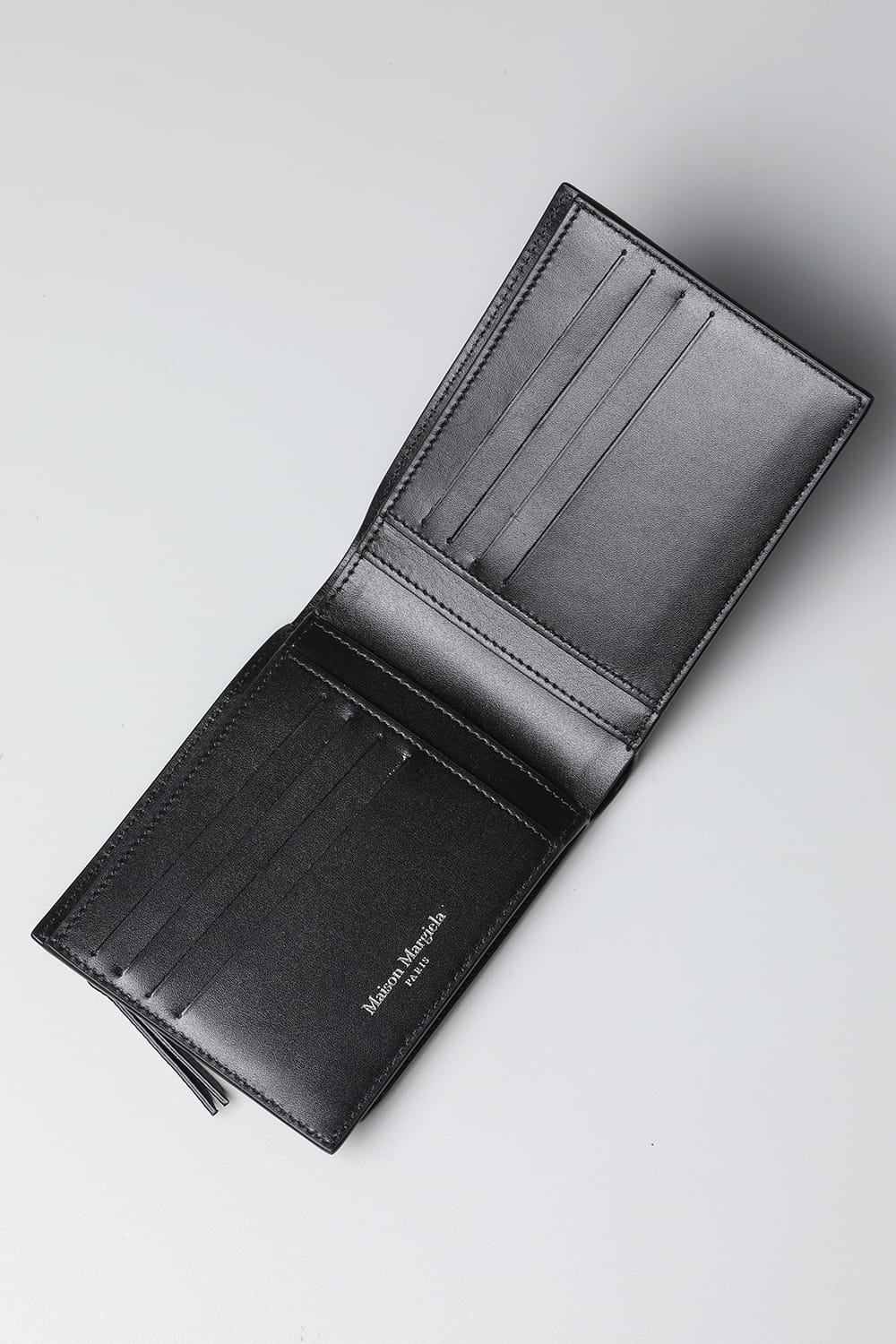 ミディアム フリップ フラップ ウォレット