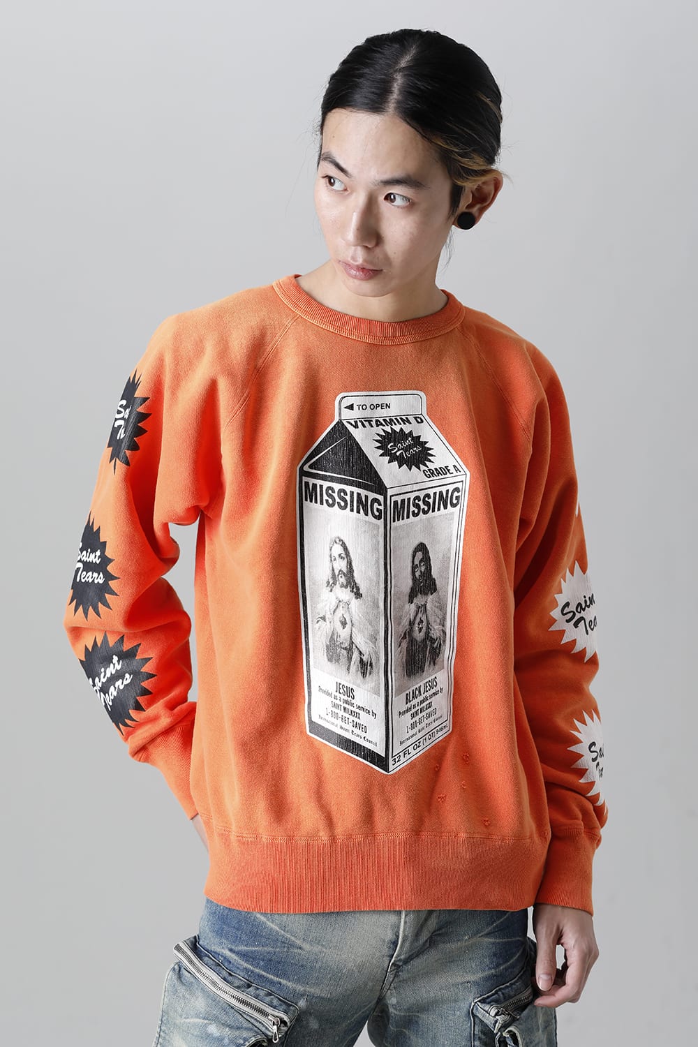 DENIM TEARS × ©SAINT M×××××× "SAINT TEARS" MILK PACK Raglan sleeve Sweat shirt
