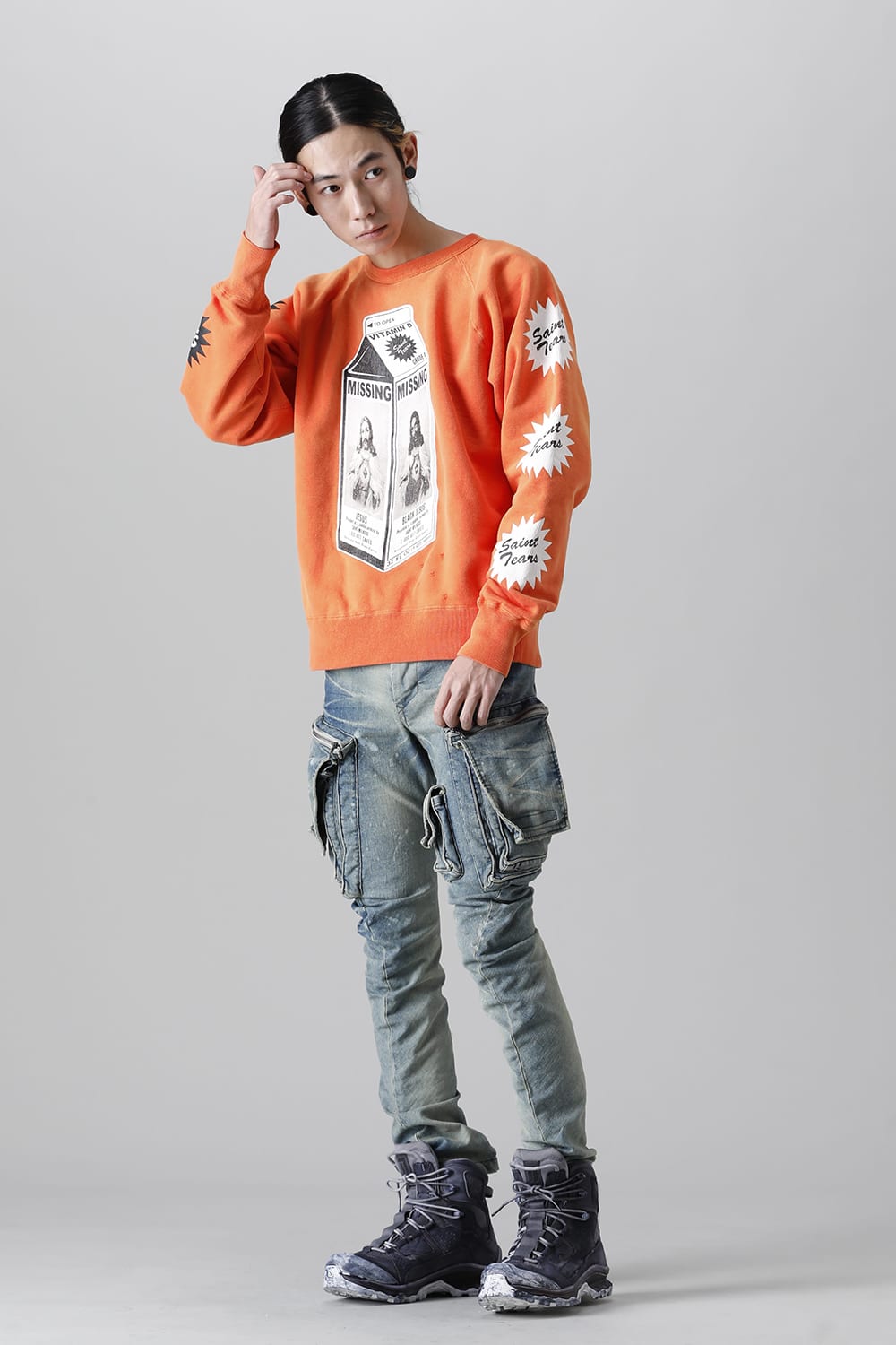 DENIM TEARS × ©SAINT M×××××× "SAINT TEARS" MILK PACK Raglan sleeve Sweat shirt