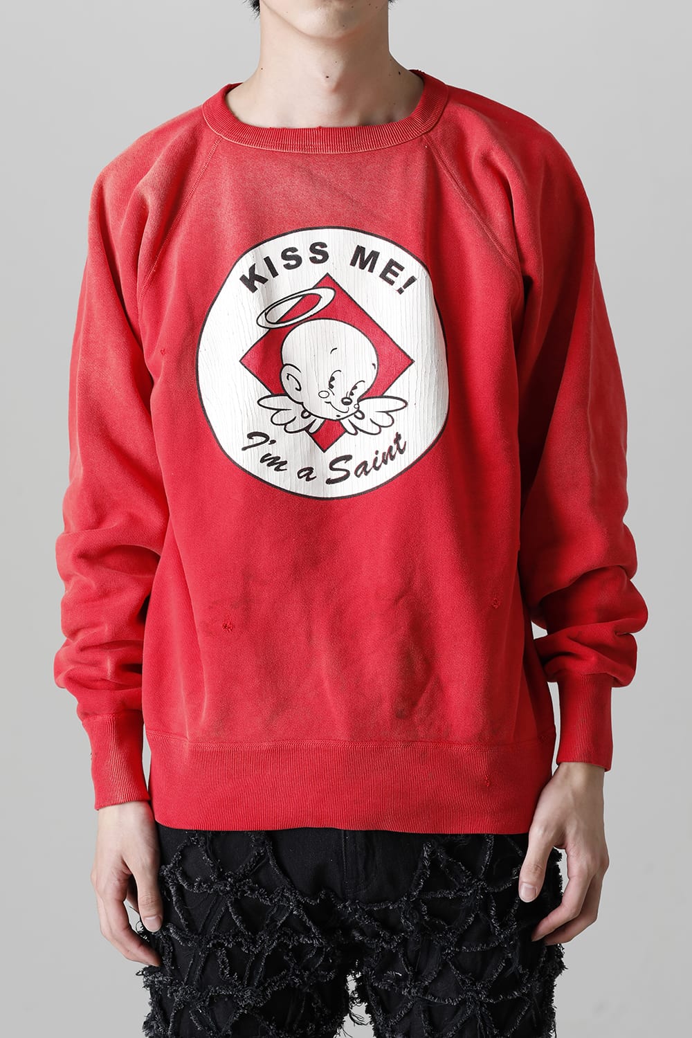 KISS ME Raglan sleeve Sweat shirt