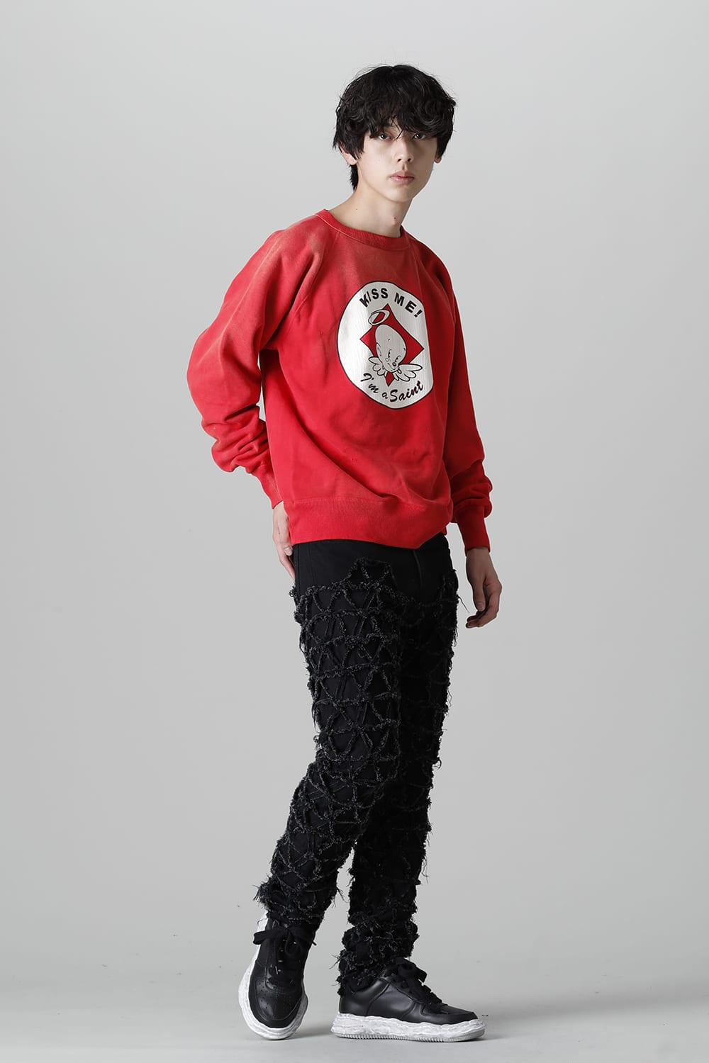 KISS ME Raglan sleeve Sweat shirt