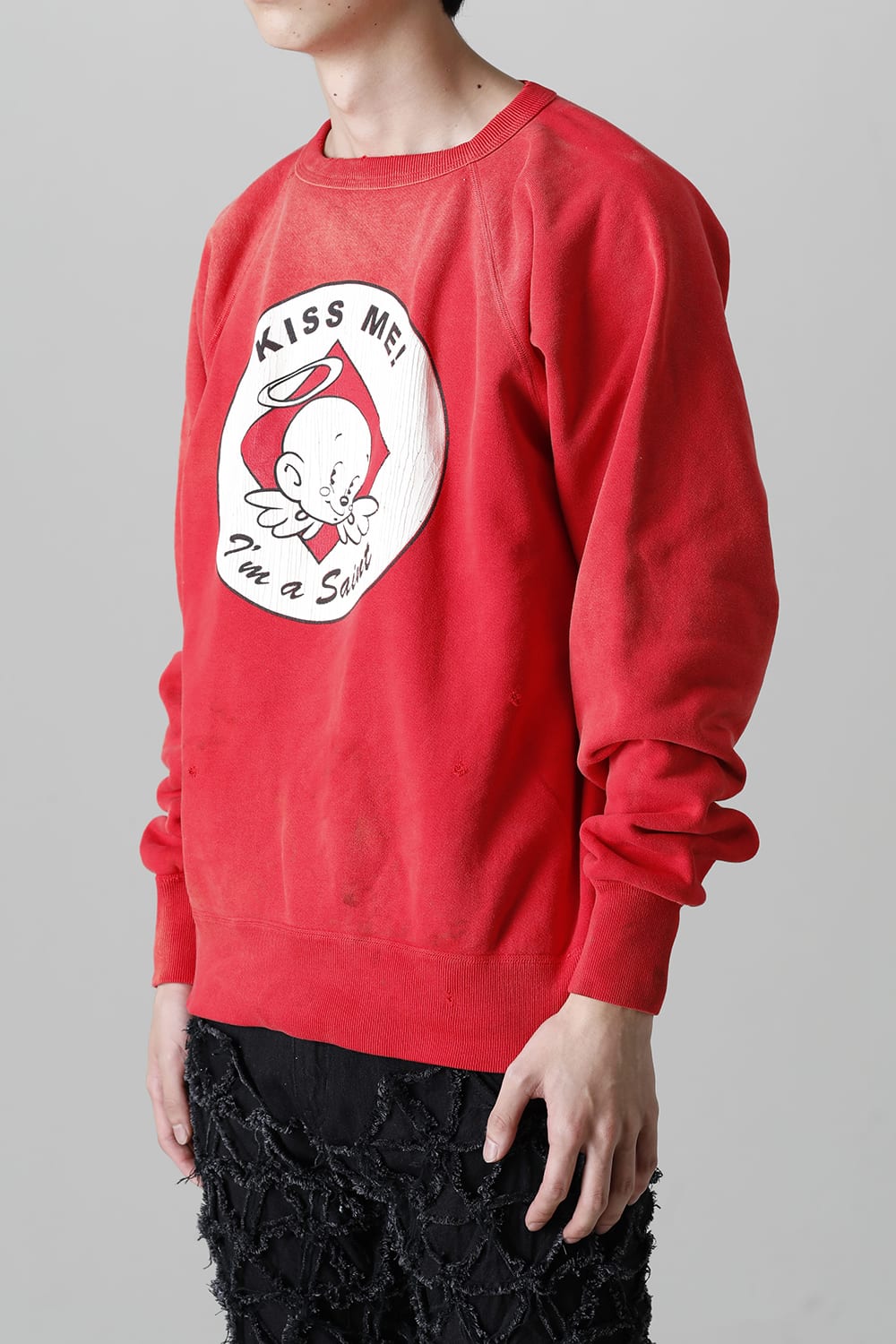 KISS ME Raglan sleeve Sweat shirt