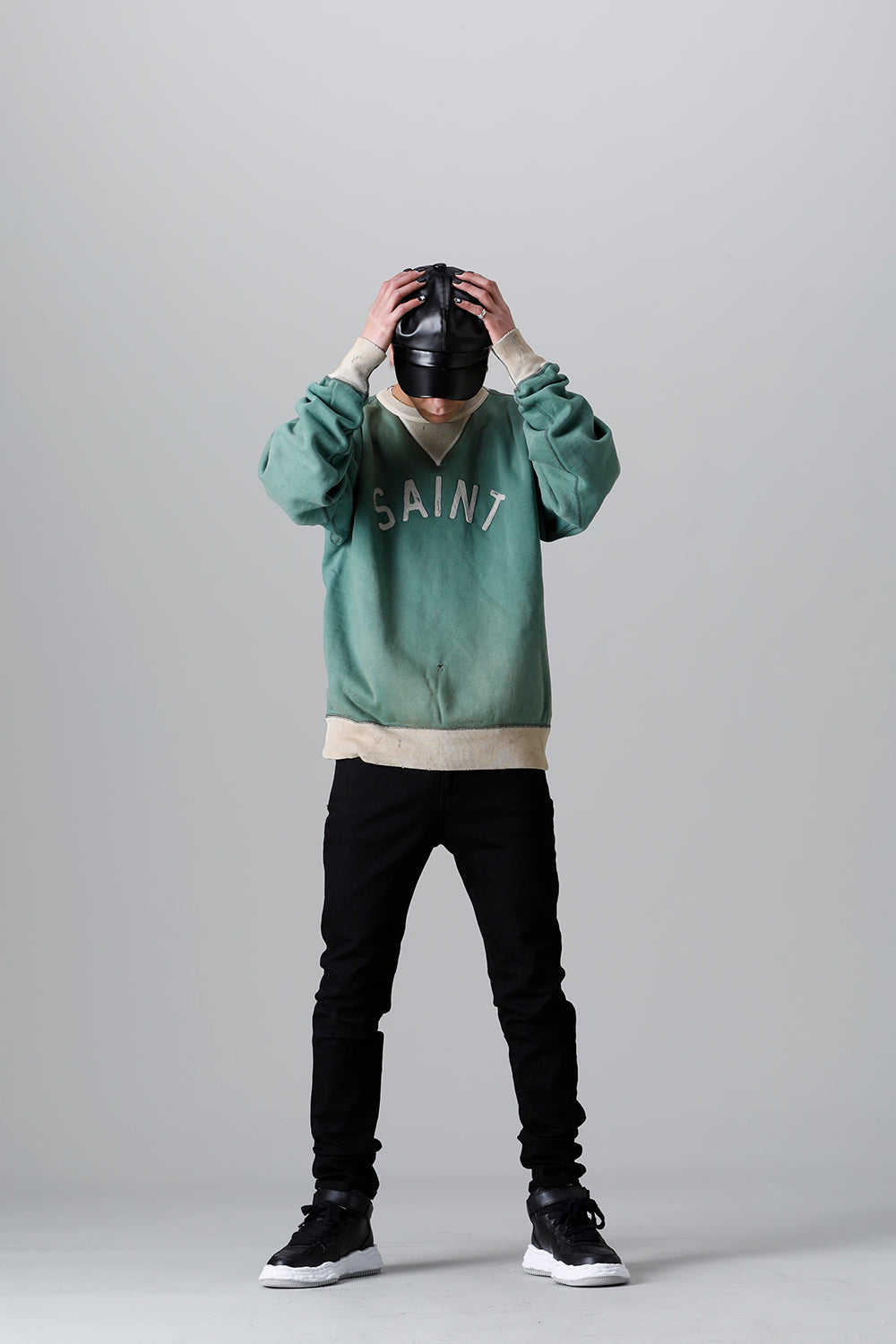 Holy Relics Felt Raglan sleeve Sweat shirt