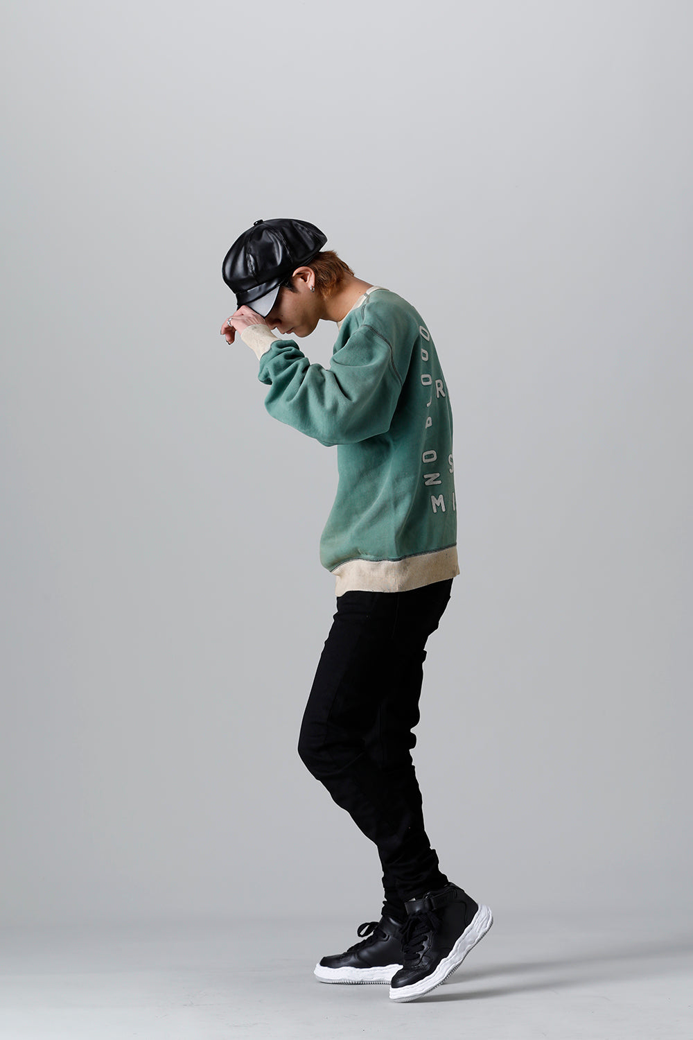 Holy Relics Felt Raglan sleeve Sweat shirt