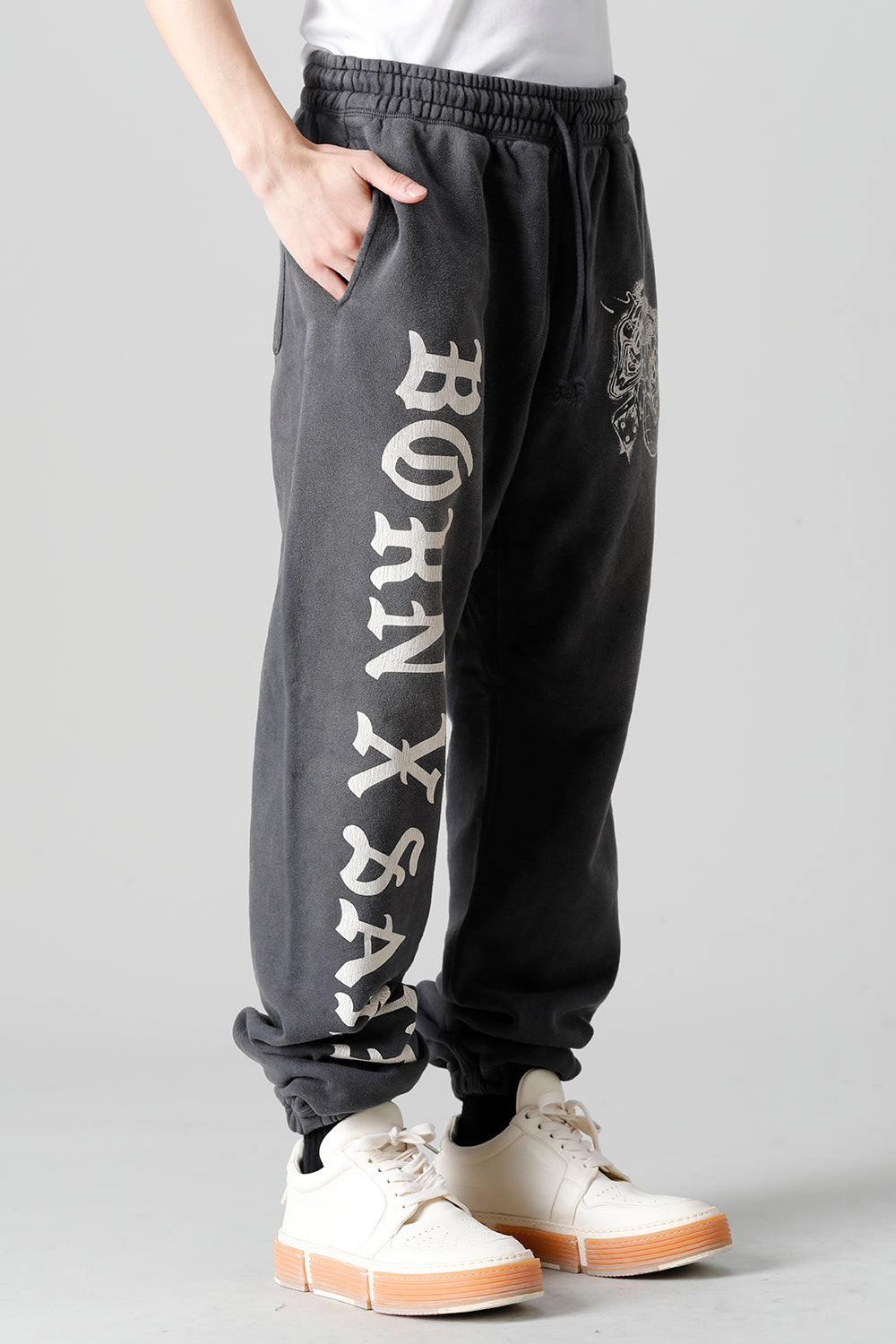 BORN X RAISED × ©SAINT M×××××× Sweat pants