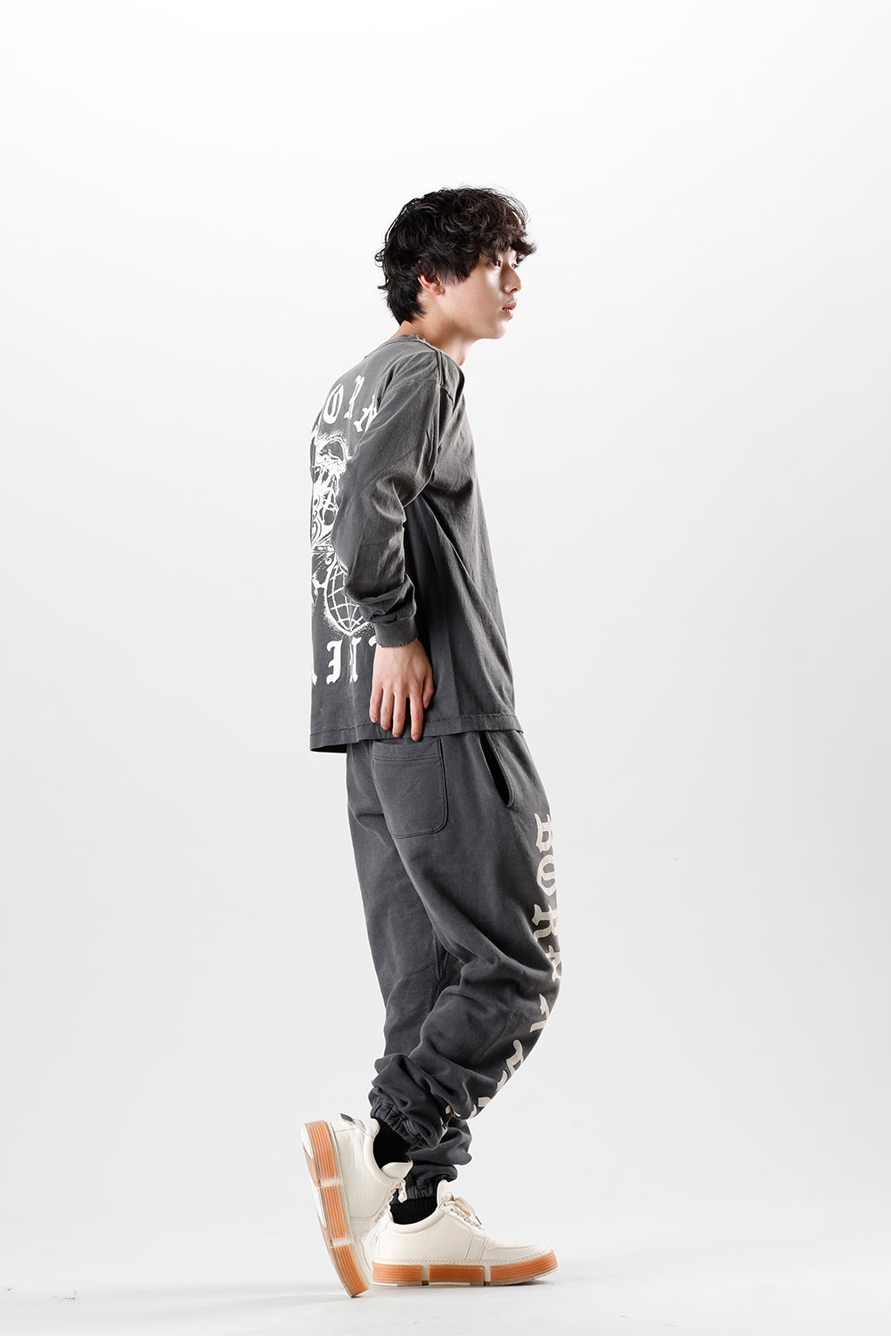 BORN X RAISED × ©SAINT M×××××× Sweat pants