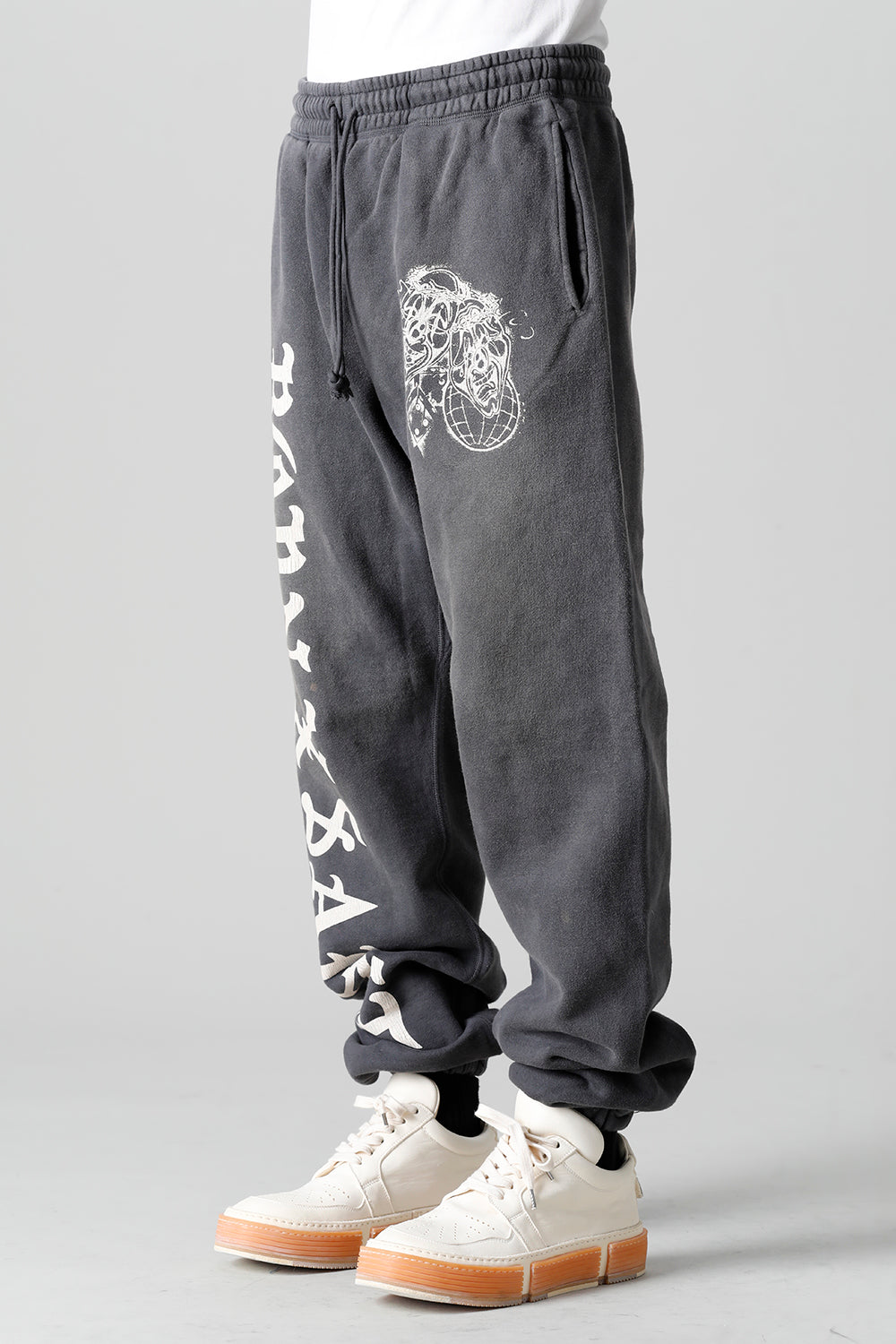 BORN X RAISED × ©SAINT M×××××× Sweat pants