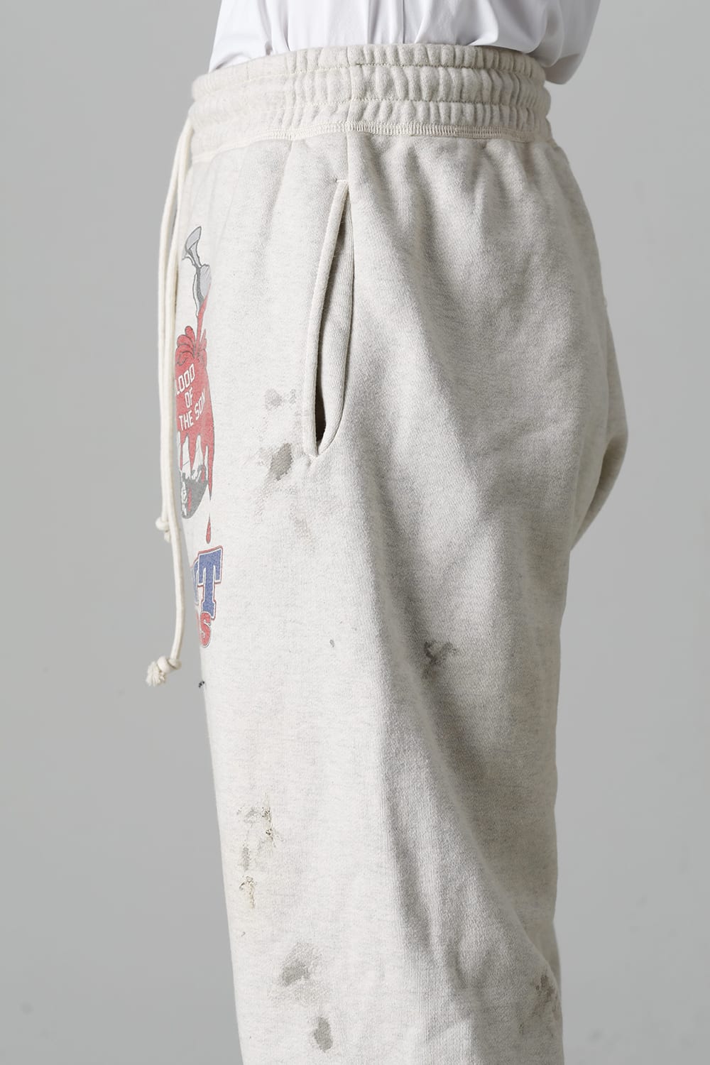 DENIM TEARS × ©SAINT M×××××× "SAINT TEARS" HOLY GRAIL Sweat pants Grey