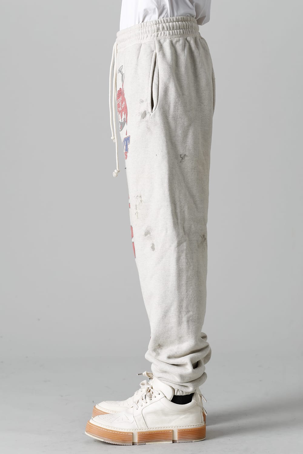 DENIM TEARS × ©SAINT M×××××× "SAINT TEARS" HOLY GRAIL Sweat pants Grey