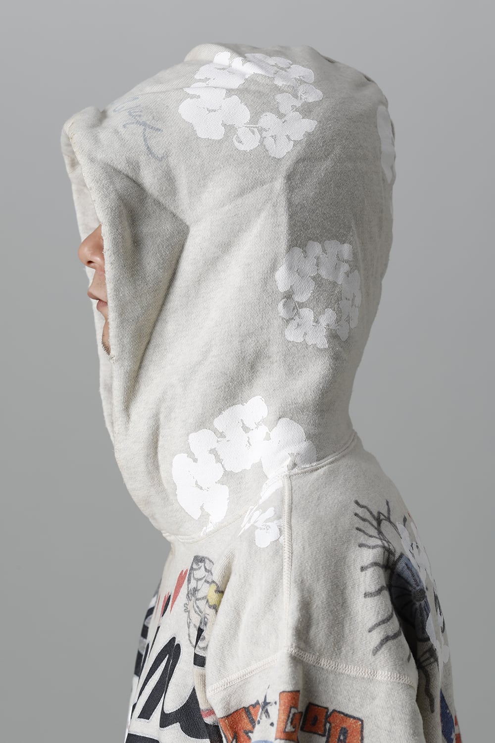 DENIM TEARS × ©SAINT M×××××× "SAINT TEARS" Graffiti Hoodie