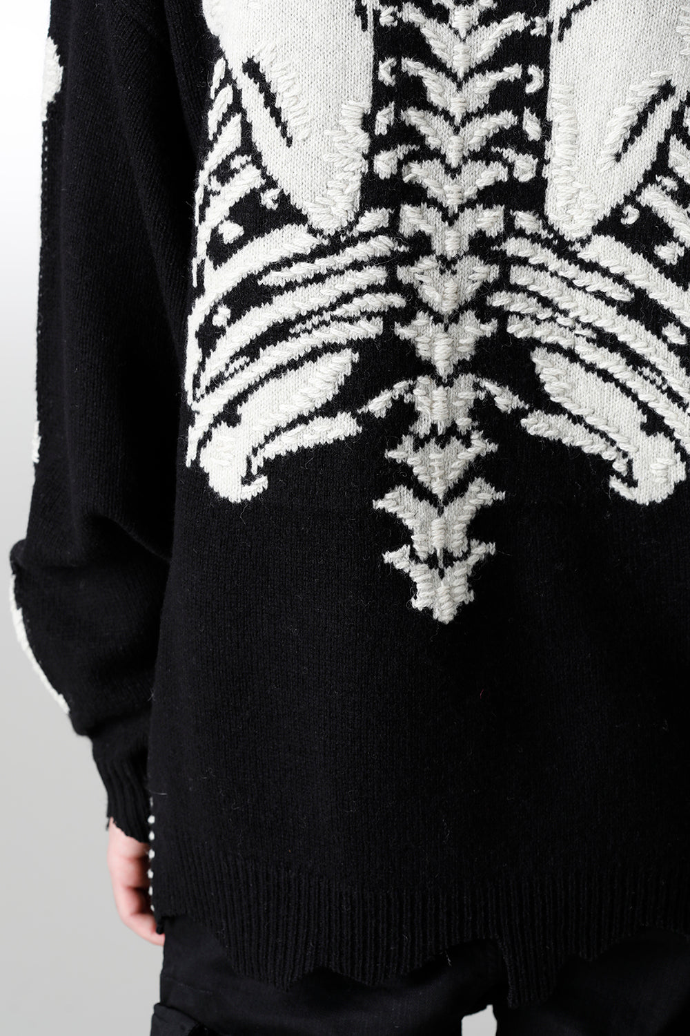 VLONE × ©SAINT M×××××× BONE Knit