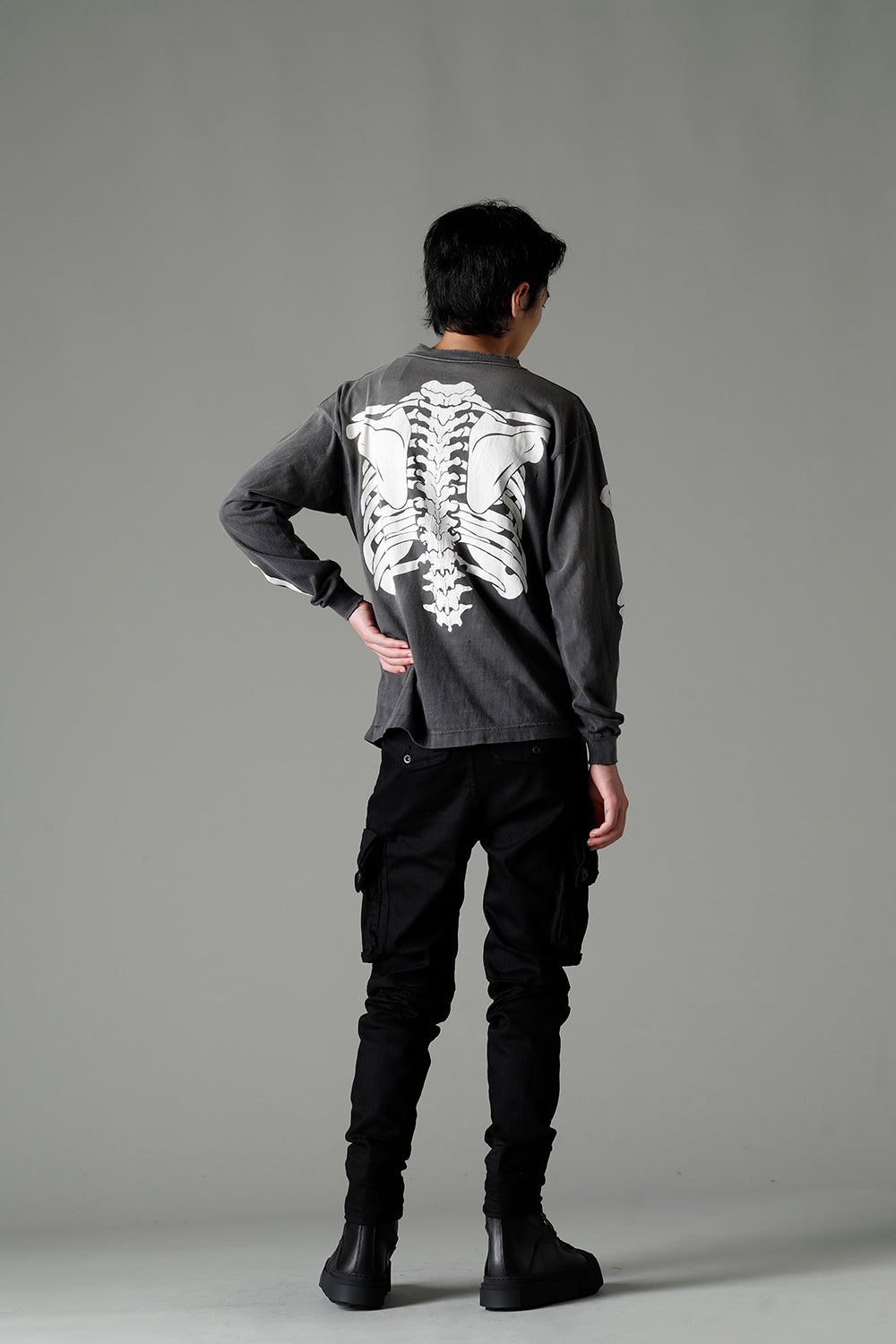 VLONE × ©SAINT M×××××× BONE Long sleeve T-shirt