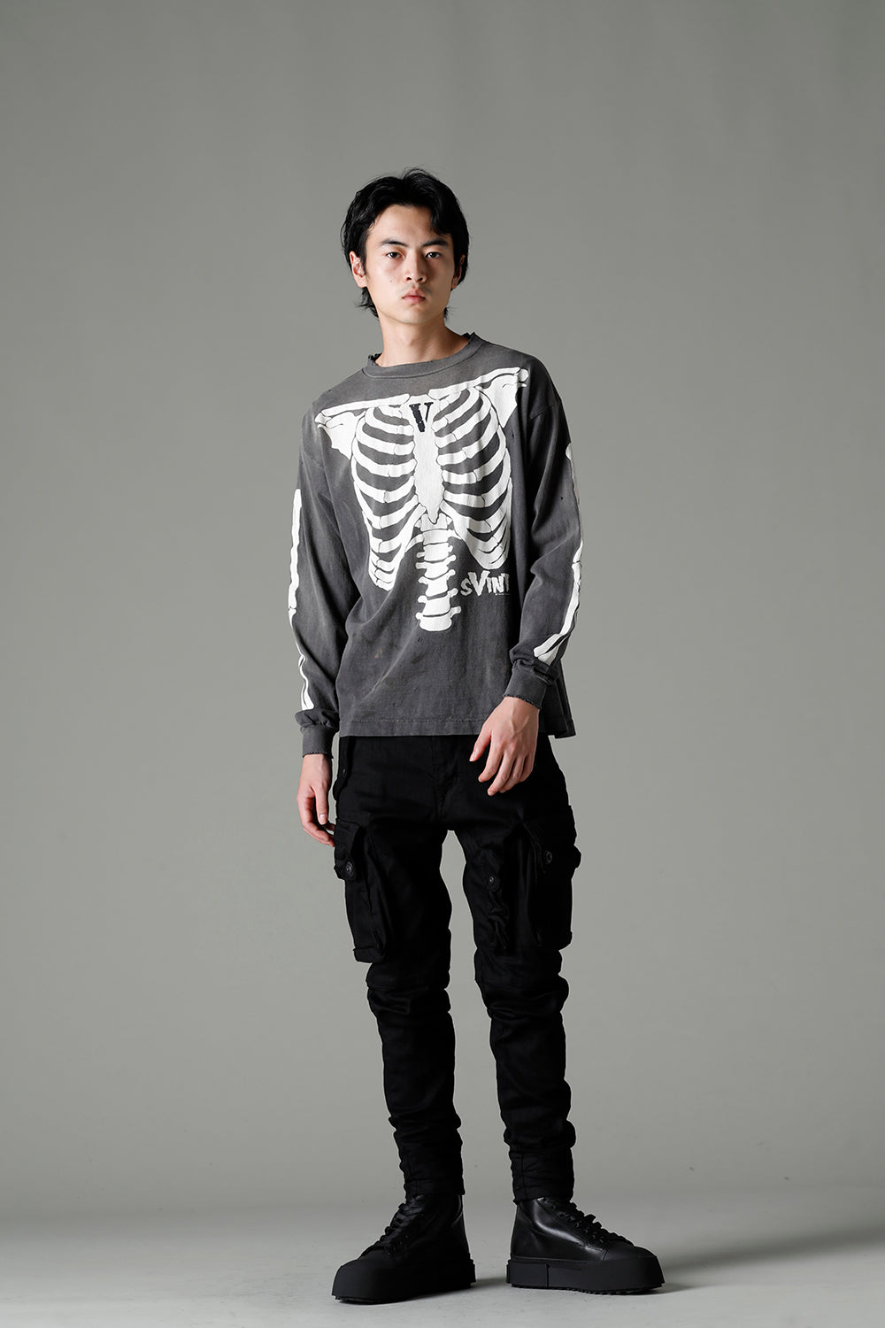 VLONE × ©SAINT M×××××× BONE Long sleeve T-shirt