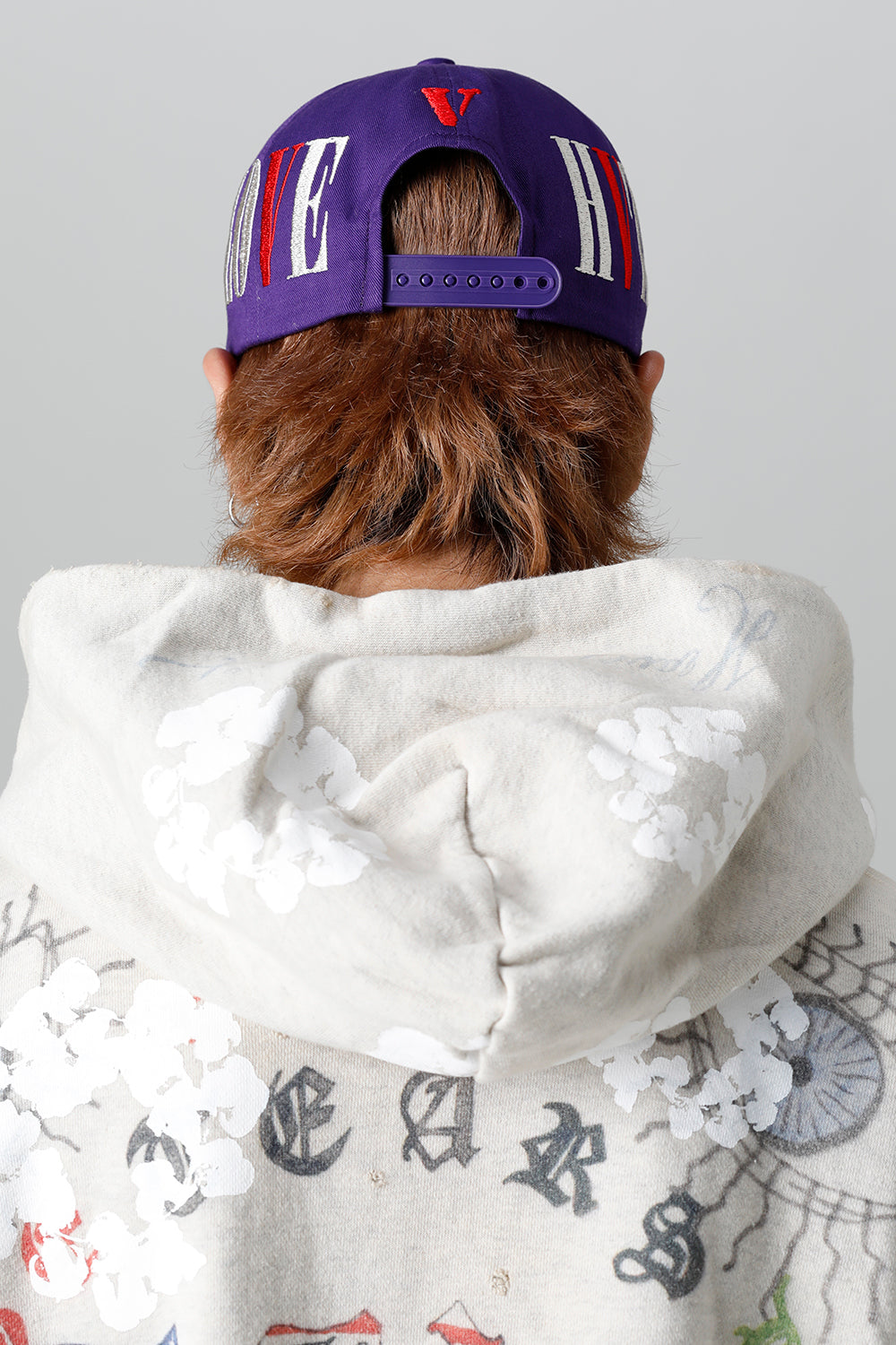 VLONE × ©SAINT M×××××× Cap Purple