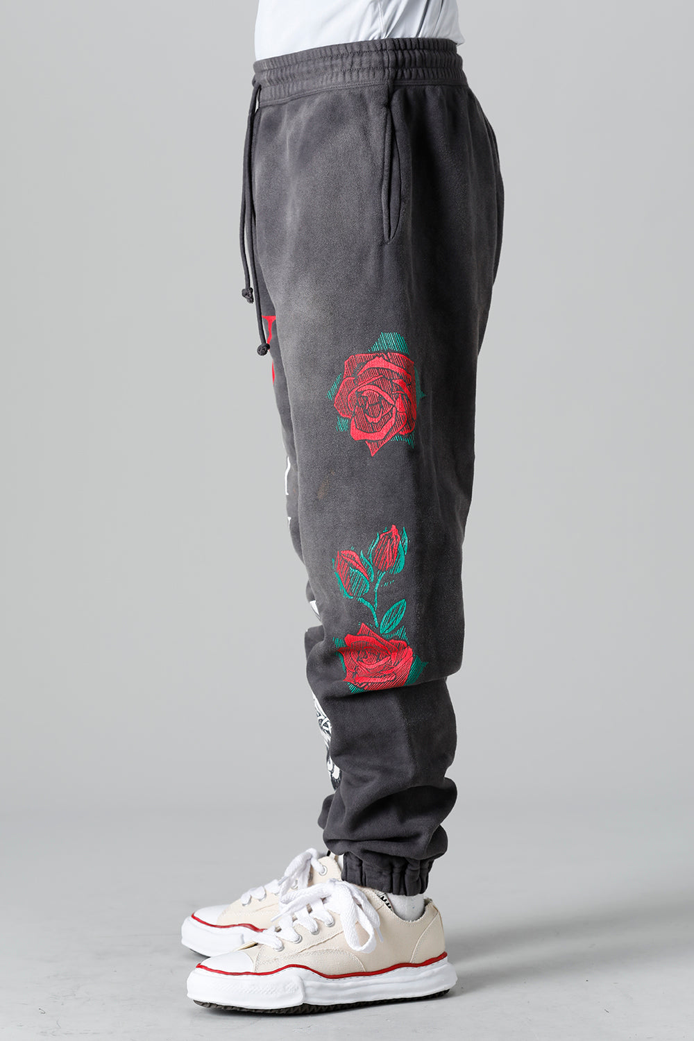 VLONE × ©SAINT M×××××× Sweat pants