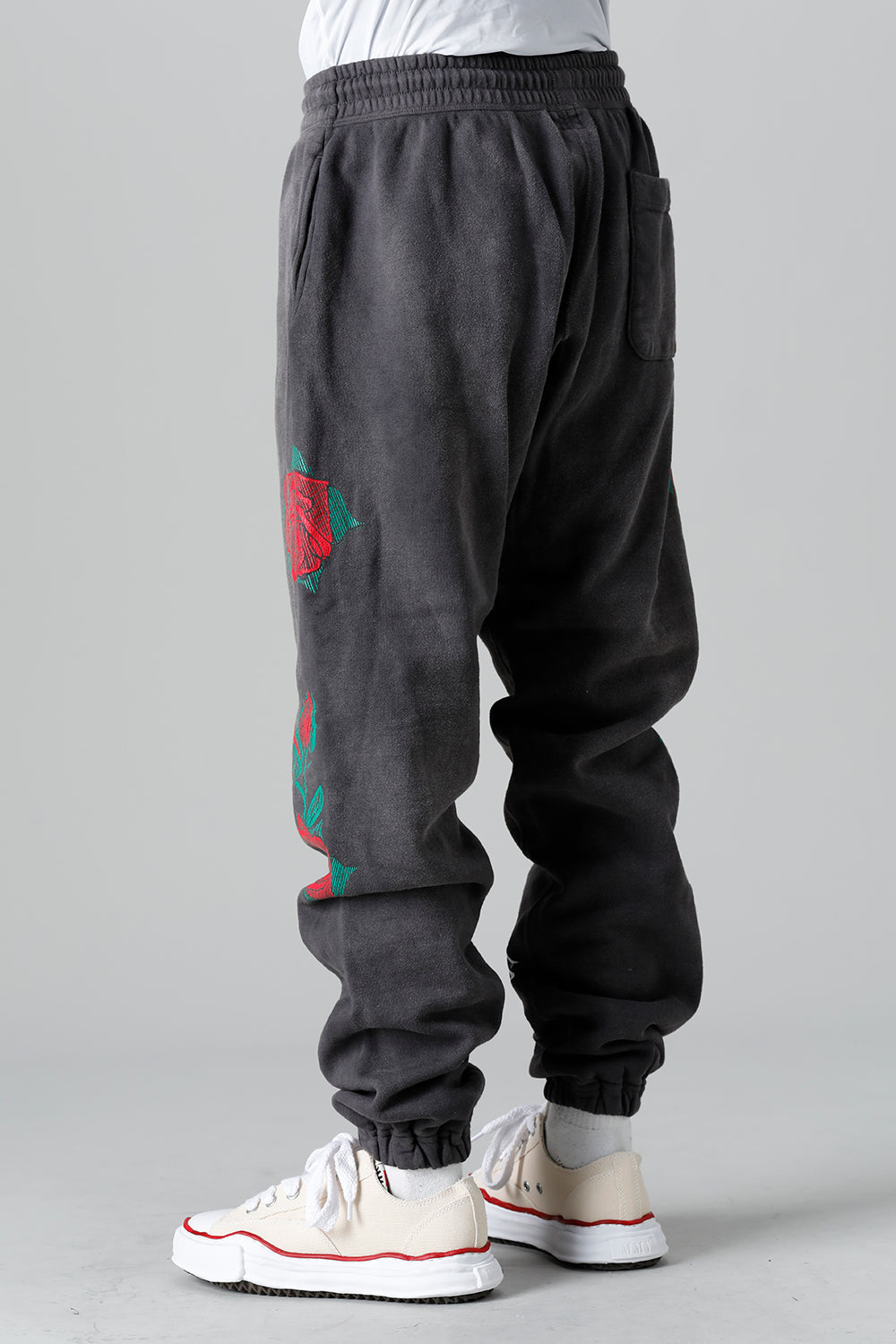 VLONE × ©SAINT M×××××× Sweat pants