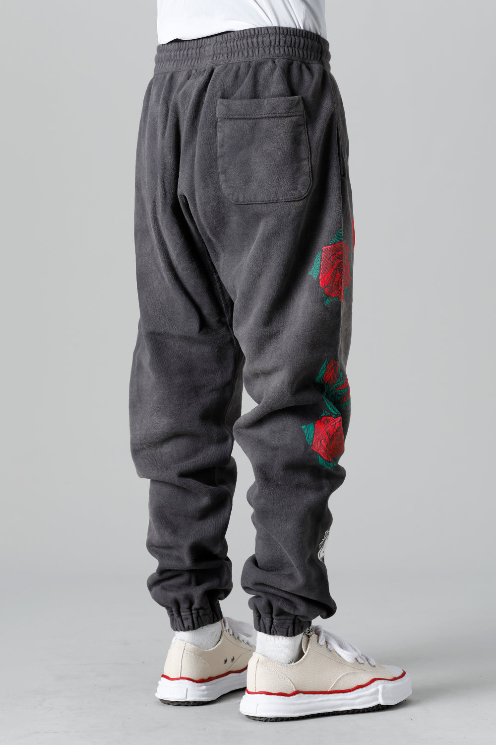 VLONE × ©SAINT M×××××× Sweat pants