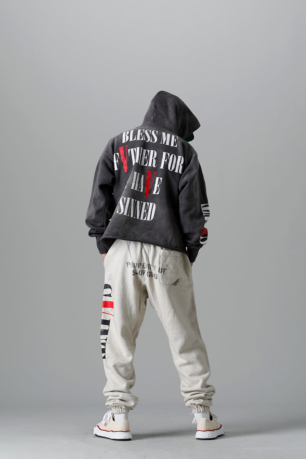 VLONE × ©SAINT M×××××× Sweat pants