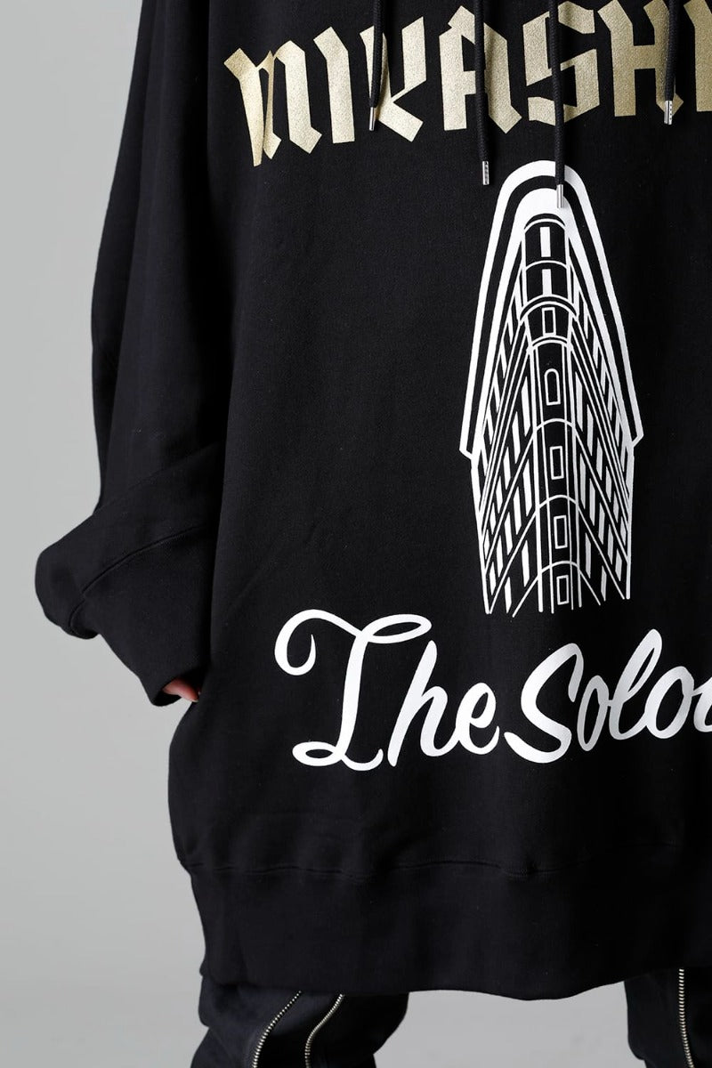 double zip balloon shaped hoodie.