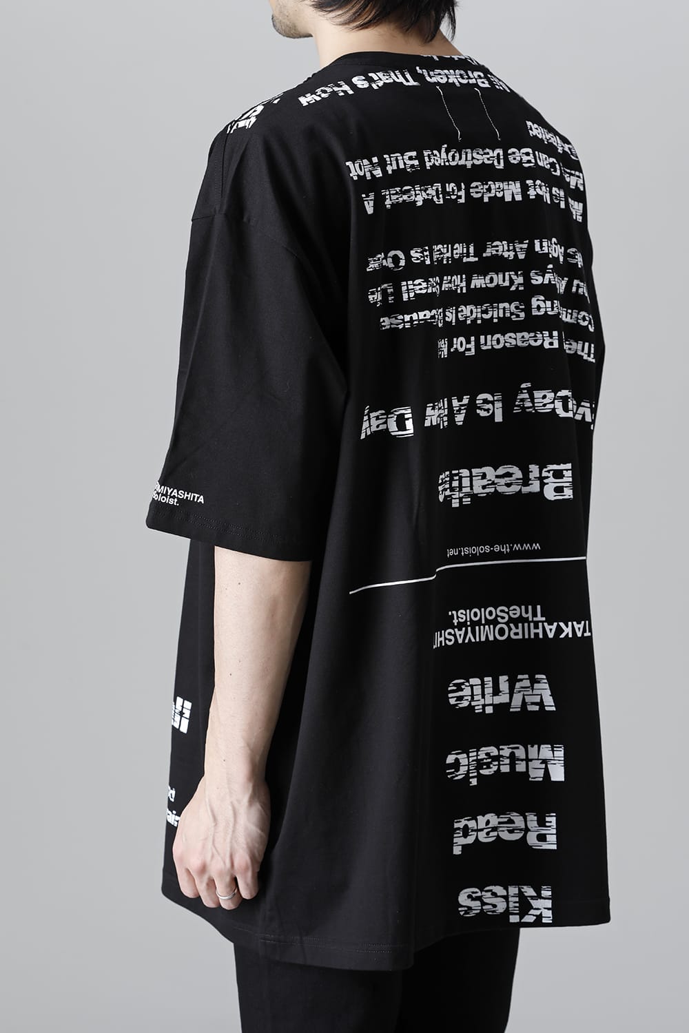 oversized s/s t. (pause≒play) Black