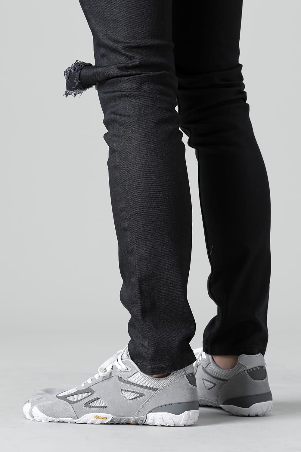 five fingers shoes.(men's) Gray