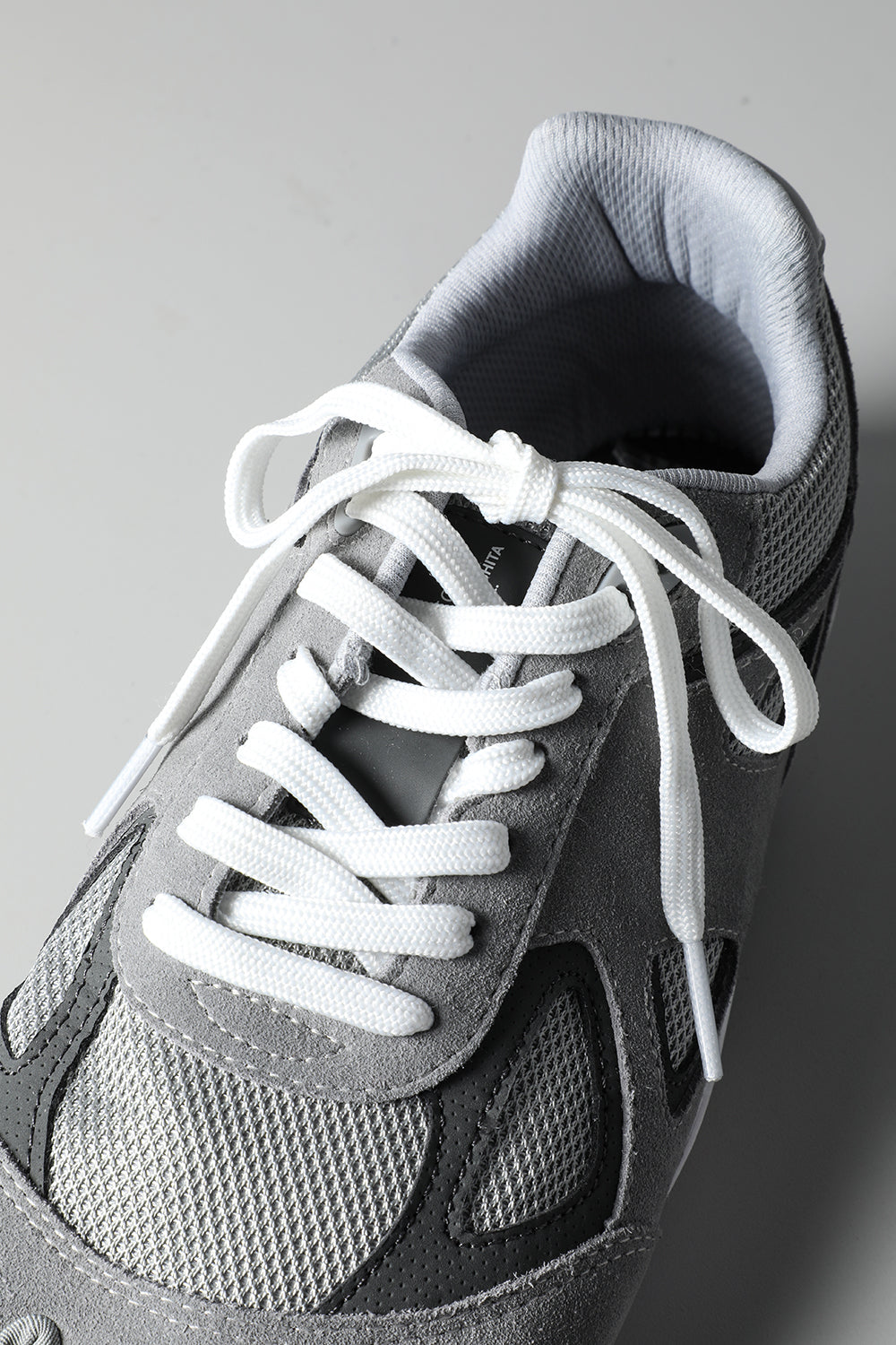 five fingers shoes.(men's) Gray