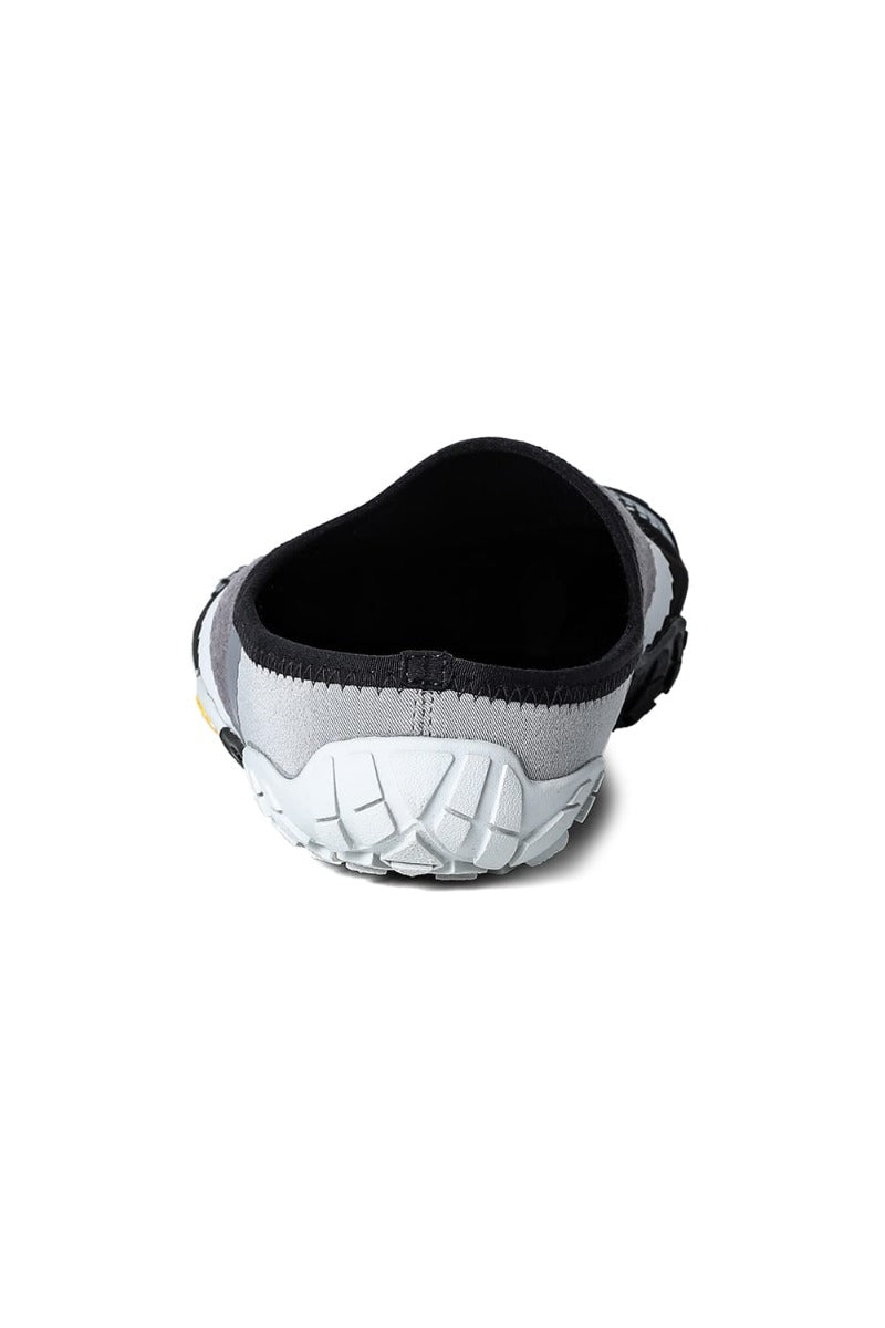 nin-sabo-soloist.(fivefinger slip on) Black