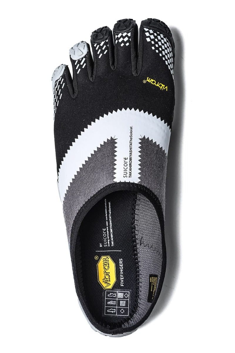 nin-sabo-soloist.(fivefinger slip on) Black