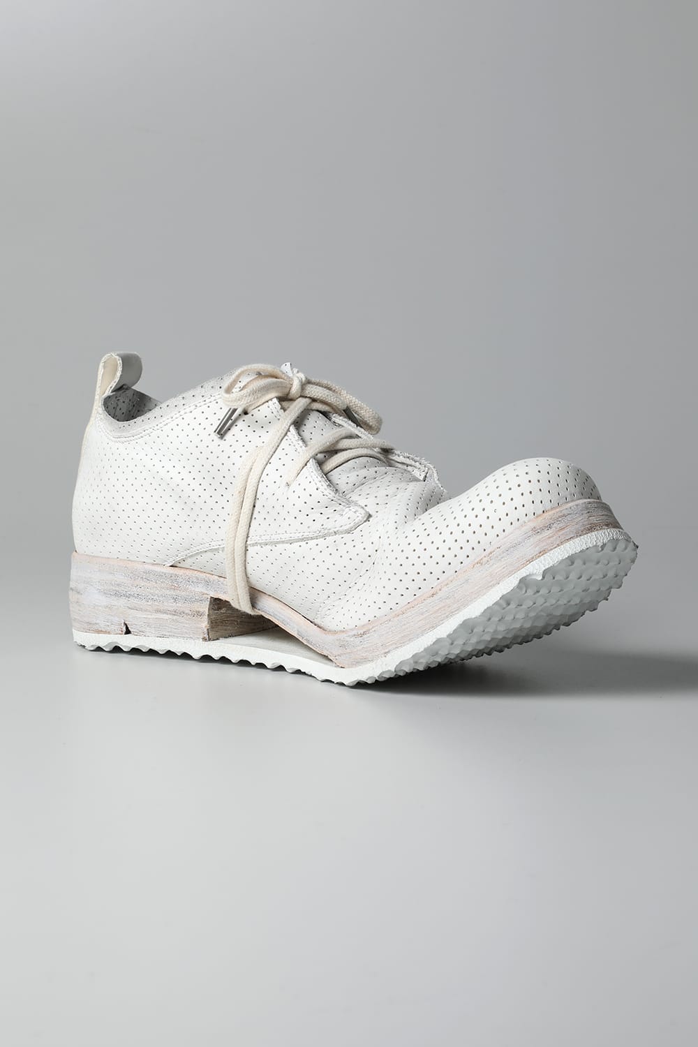 SHOE 1.1 WHITE LEATHER