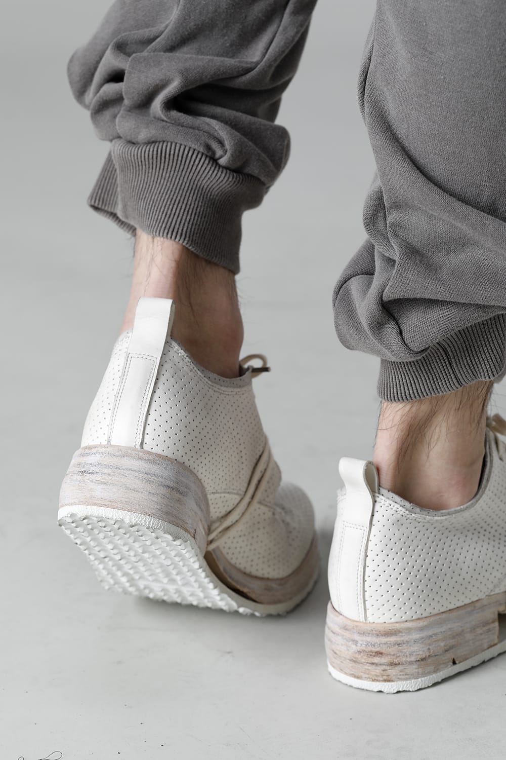 SHOE 1.1 WHITE LEATHER