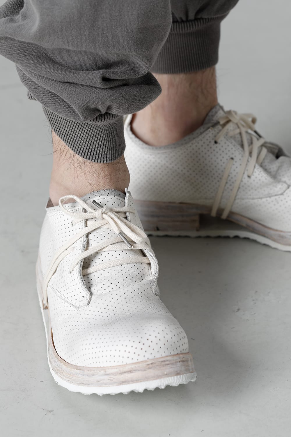 SHOE 1.1 WHITE LEATHER