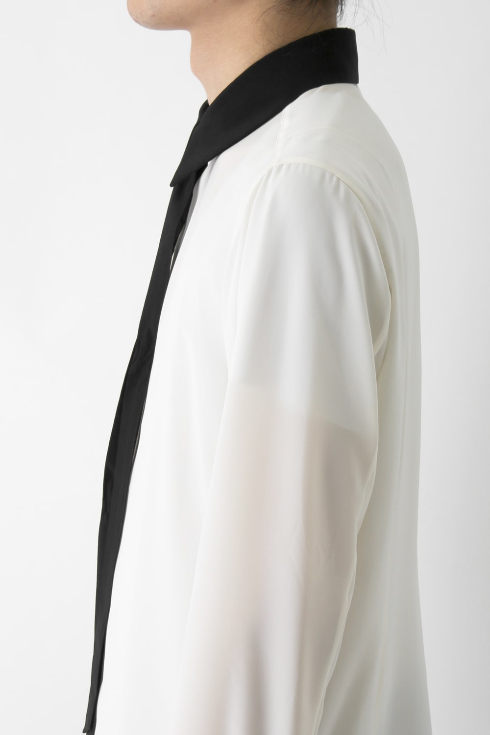 LAMBERT CREPE DE CHINE BOW COLLAR SHIRT