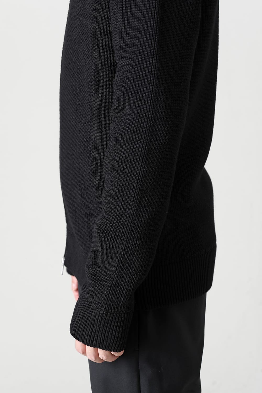 ドライバーズ ジップ アップ ニット Black