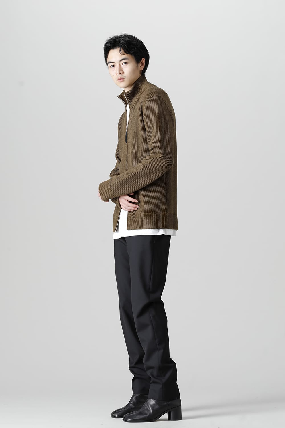 ドライバーズ ジップ アップ ニット Olive