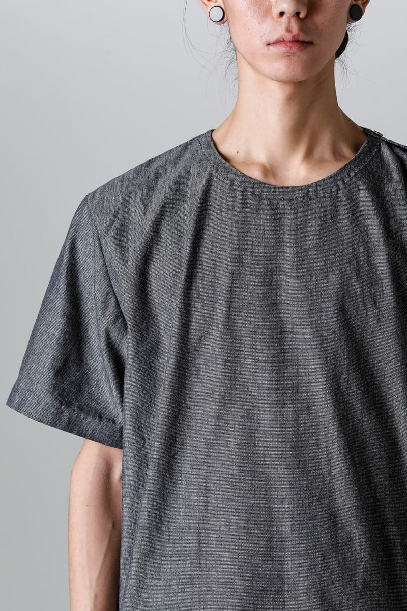 Side Button Tee Grey