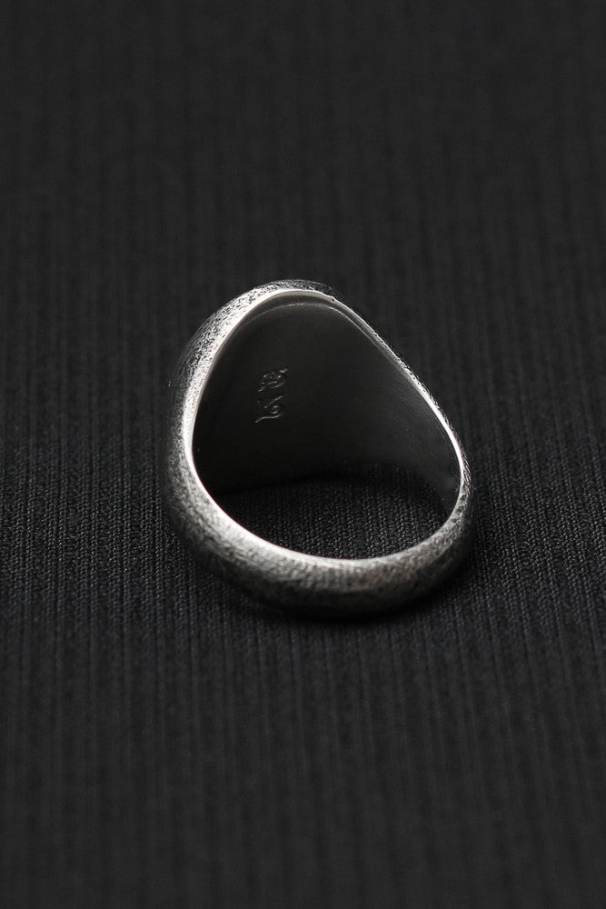 Signet Ring Oval Shade