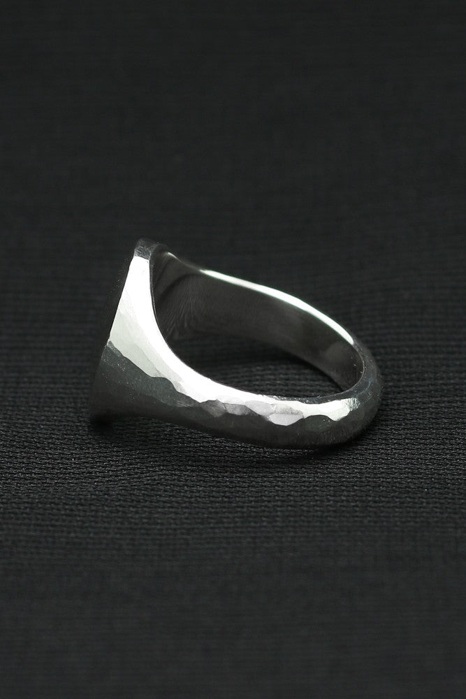 Signet Ring Oval Hammered