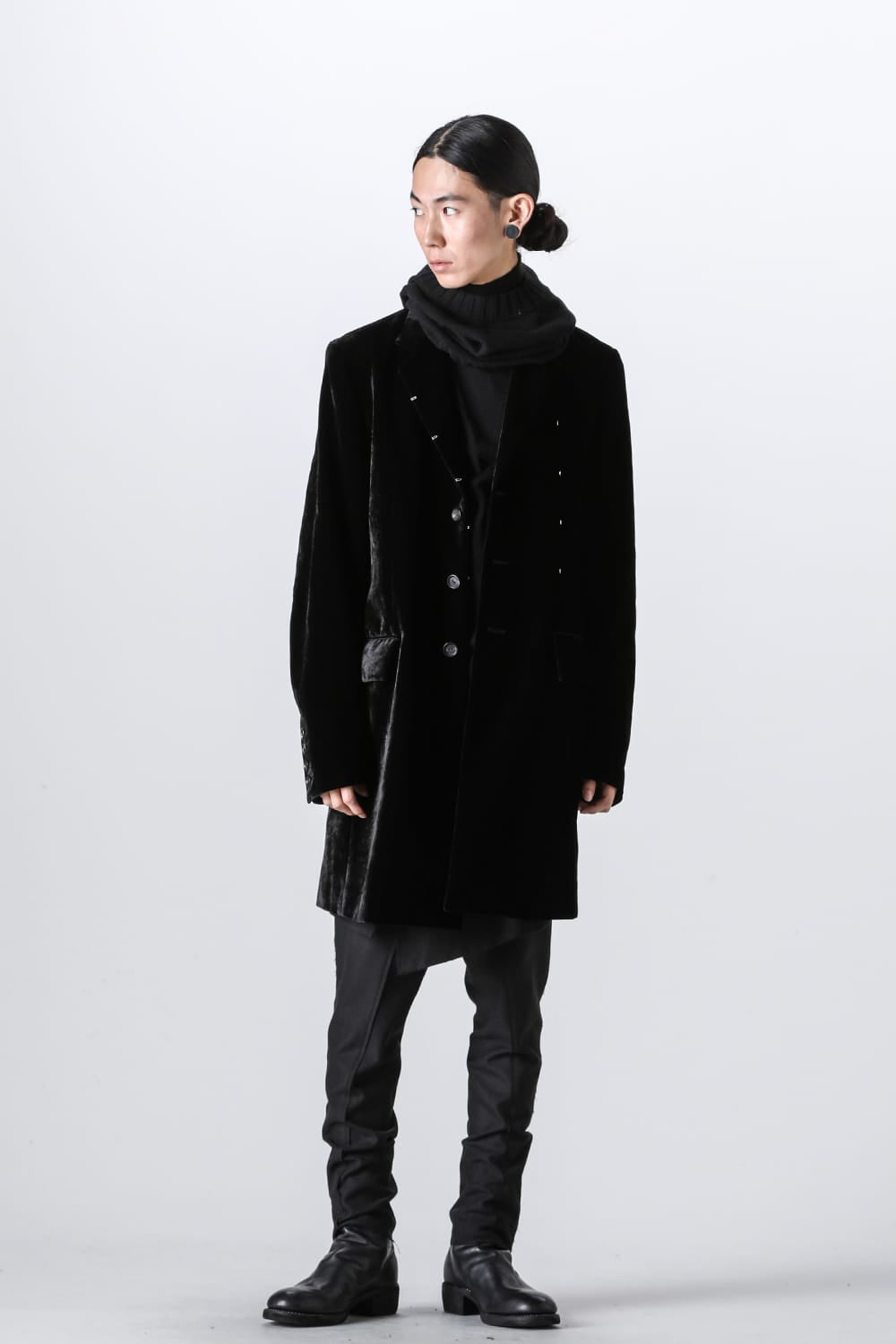 right - left chesterfield jacket.(velvet)